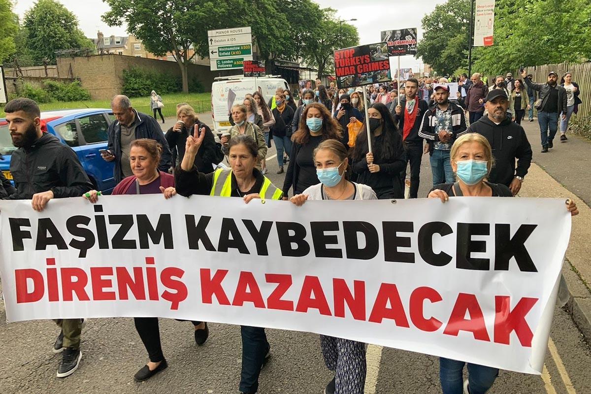 Londra'da Deniz Poyraz için kitlesel protesto