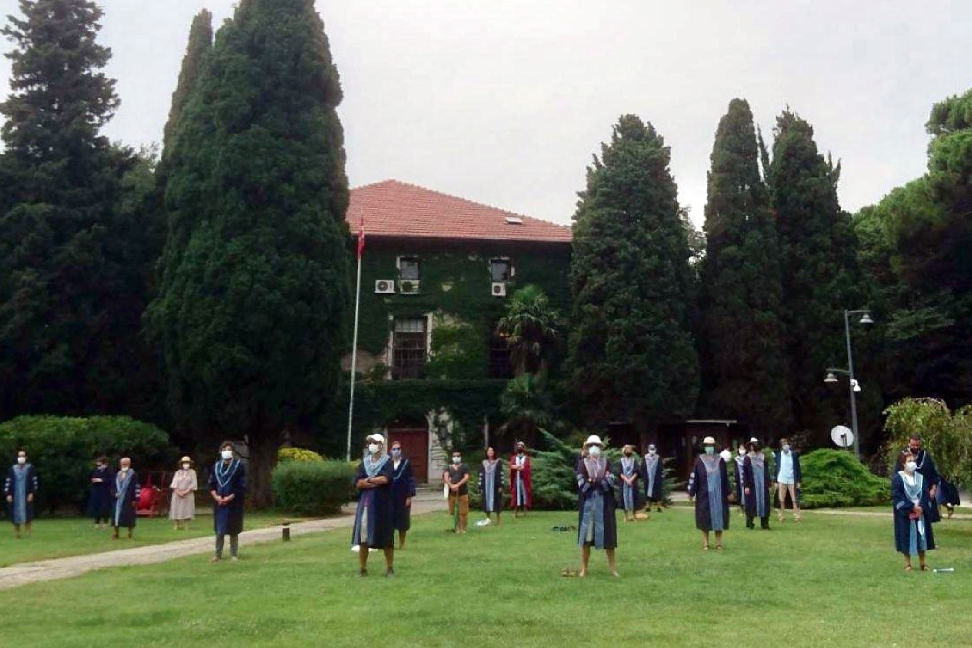 Boğaziçi Üniversitesi Akademisyenleri