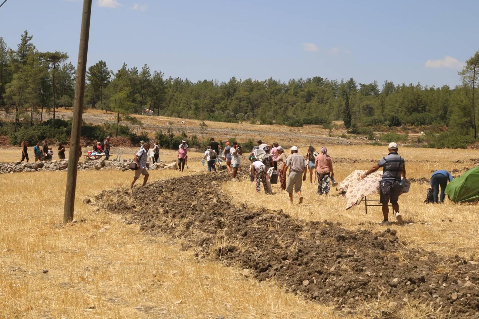 Akbelen ormanı için direnen İkizköylüler