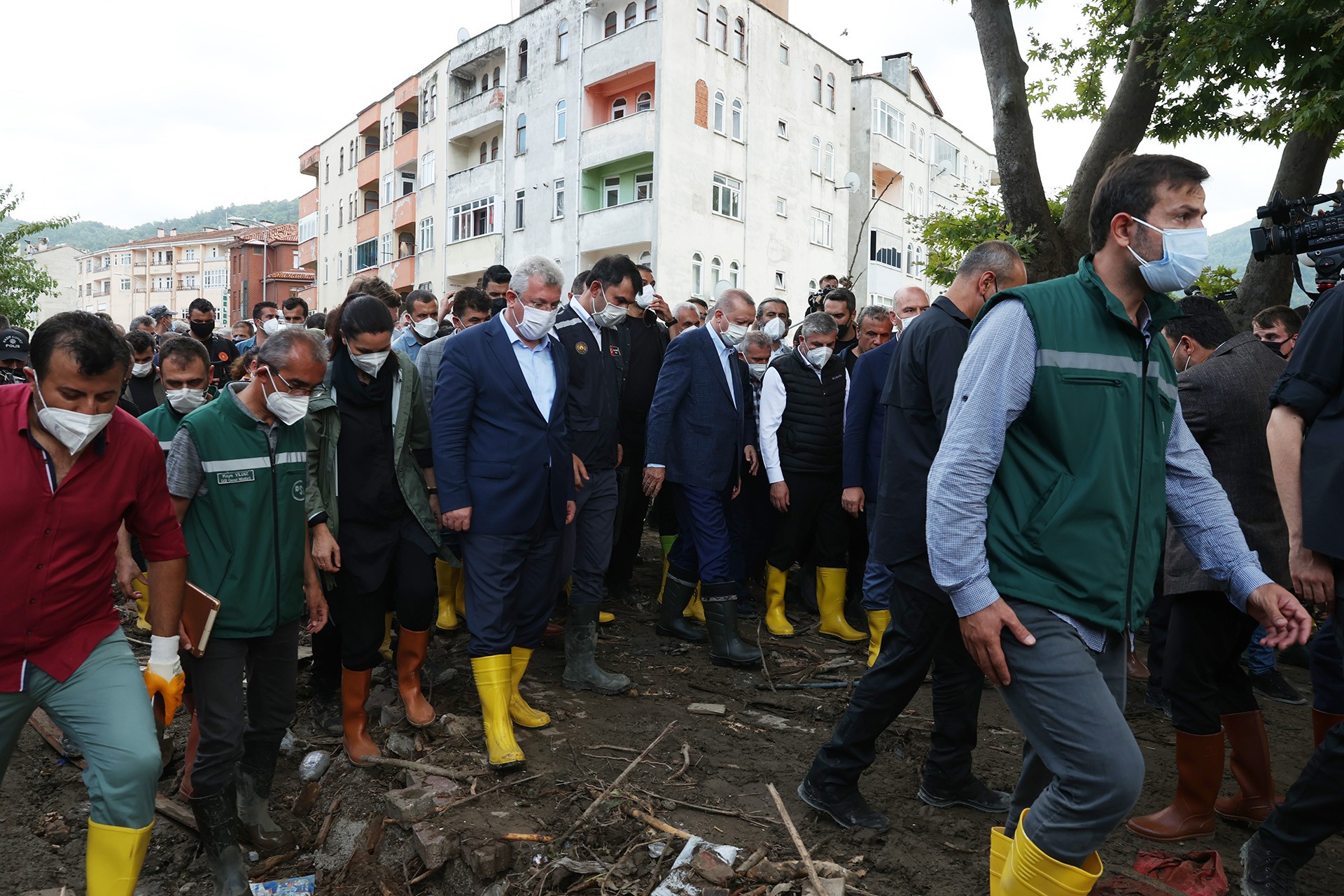 Erdoğan selin vurduğu bölgeye gitti