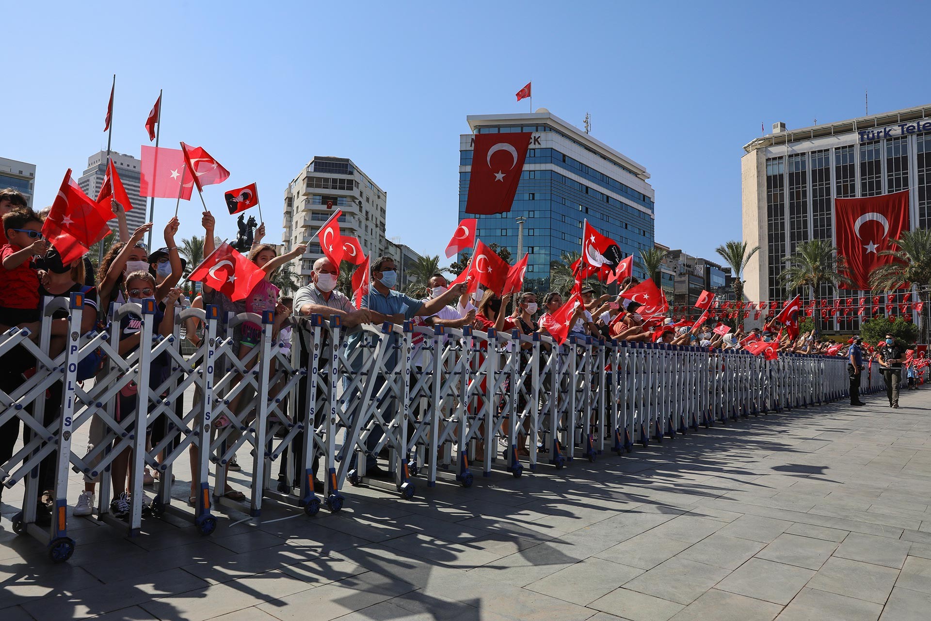 30 Ağustos Zafer Bayramı'nın 99'uncu yıl dönümünde İzmir'de gerçekleştirilen törenden bir fotoğraf.