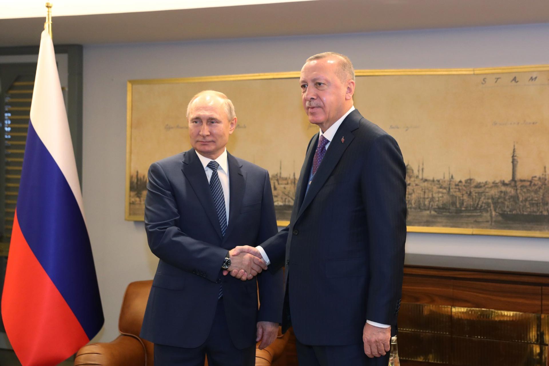 Vladimir Putin (solda) ve Recep Tayyip Erdoğan