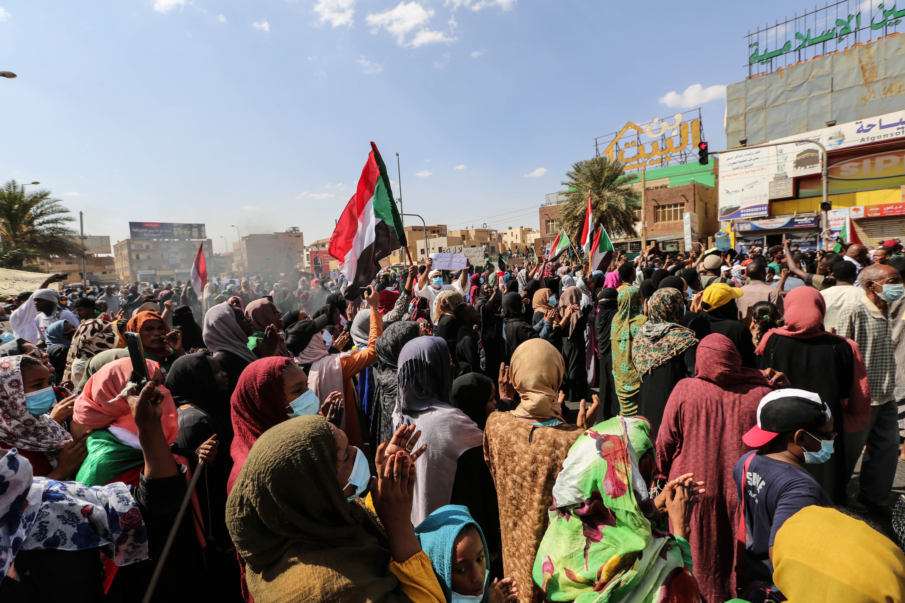 Sudan'da darbe karşıtı gösteriler