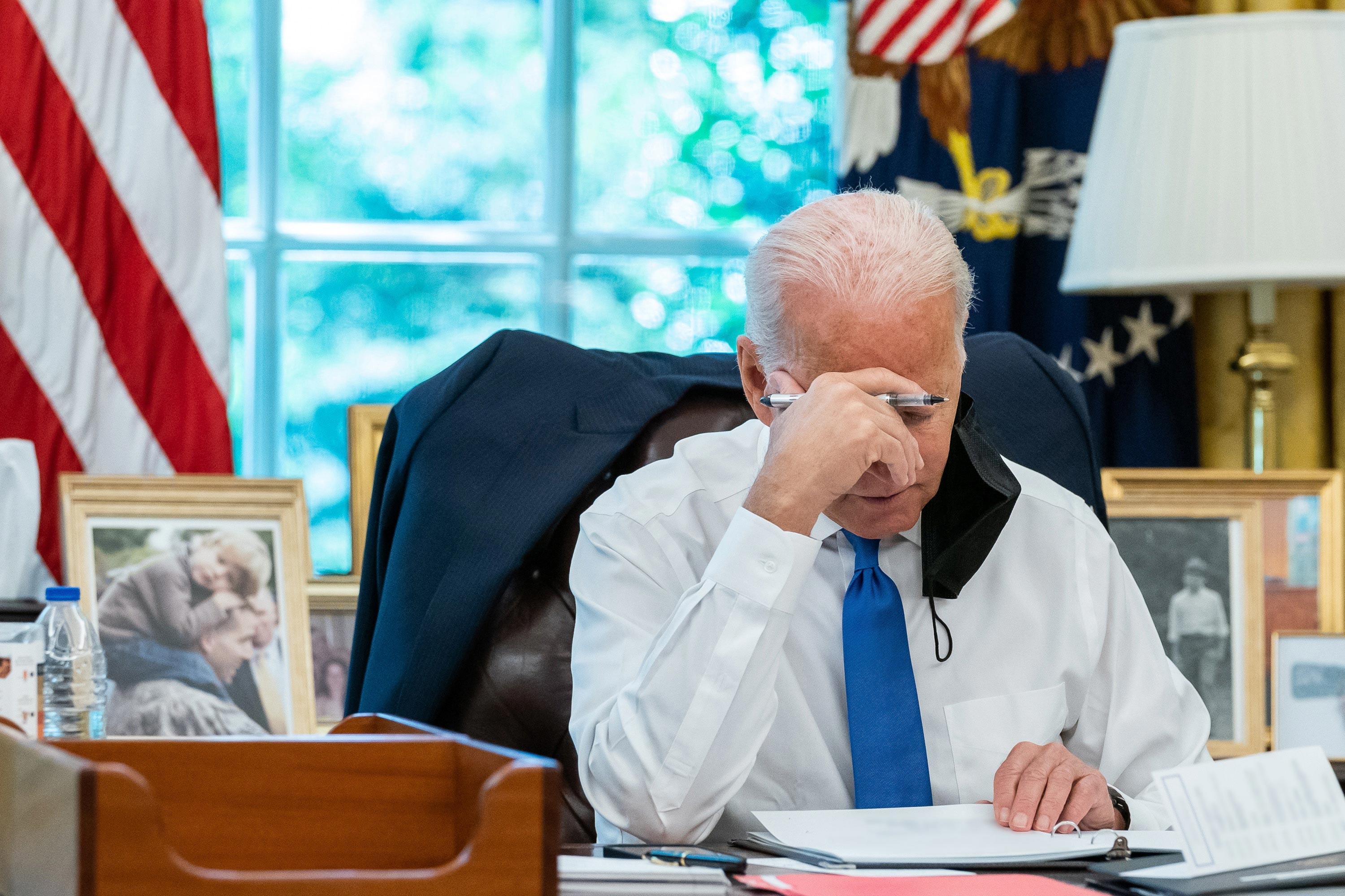 Joe Biden masasında