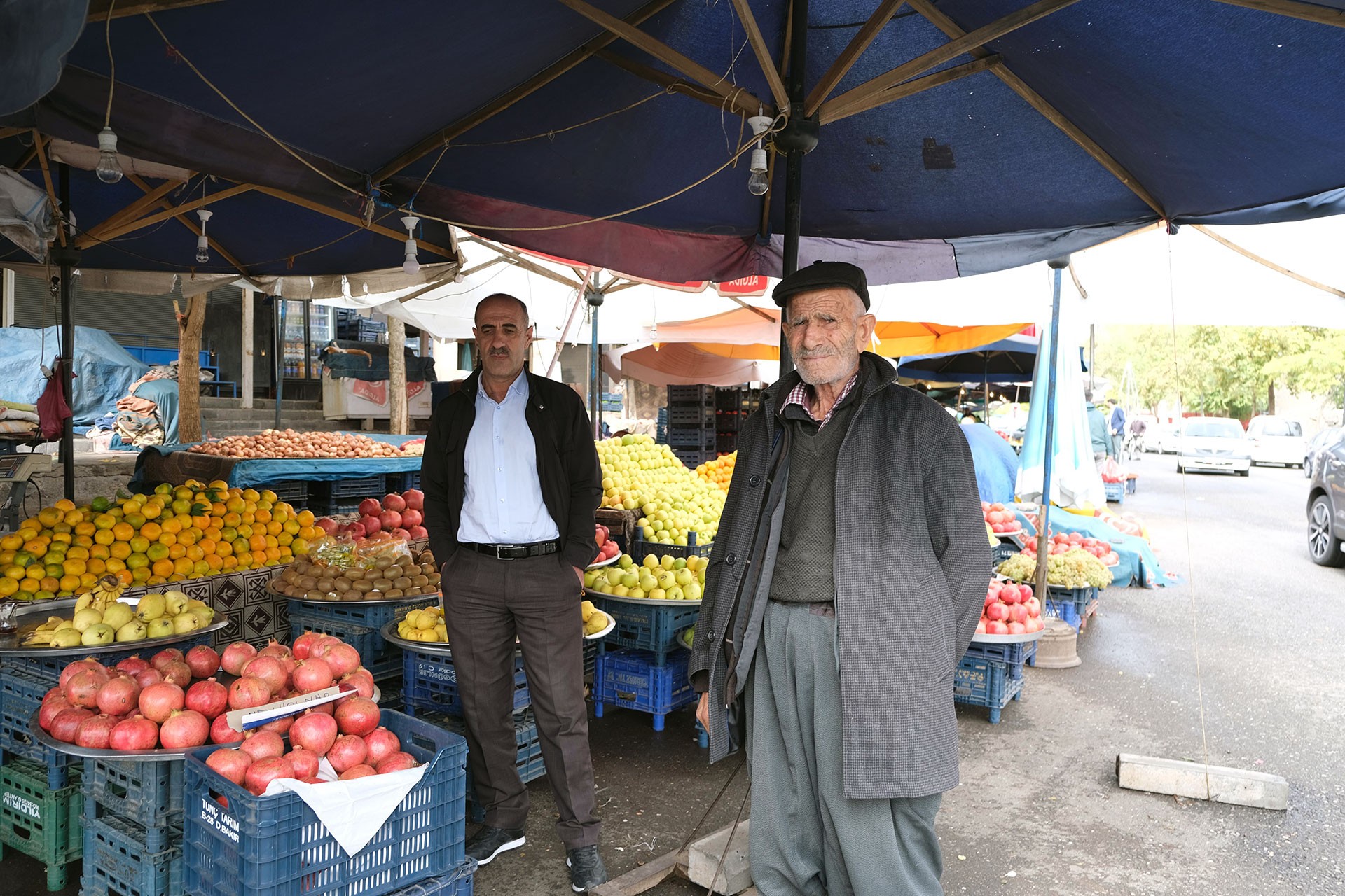 Diyarbakır Sur'da bir pazar