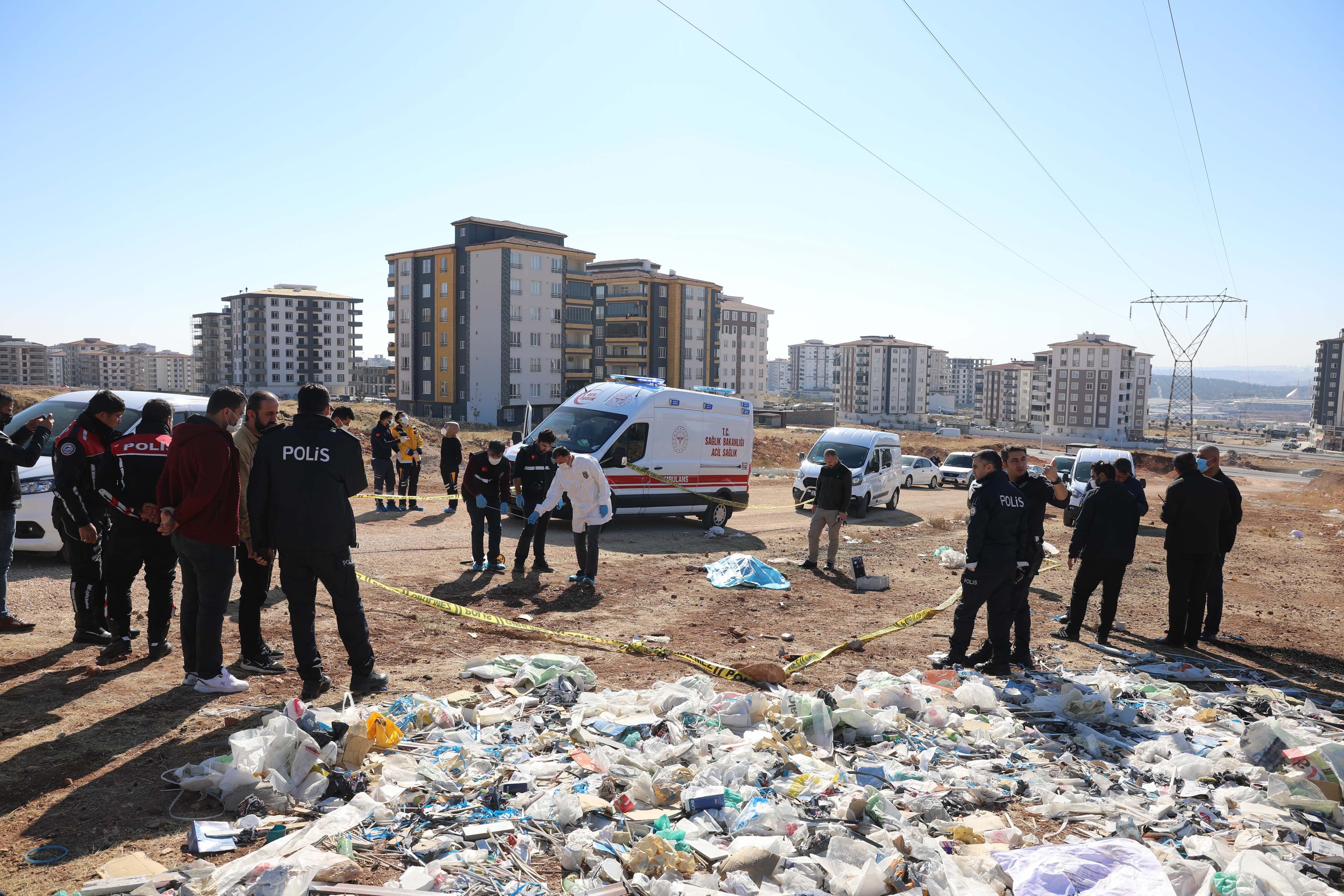 Antep'te boş bir arazide boğazı kesilmiş halde kadın bedeni bulundu