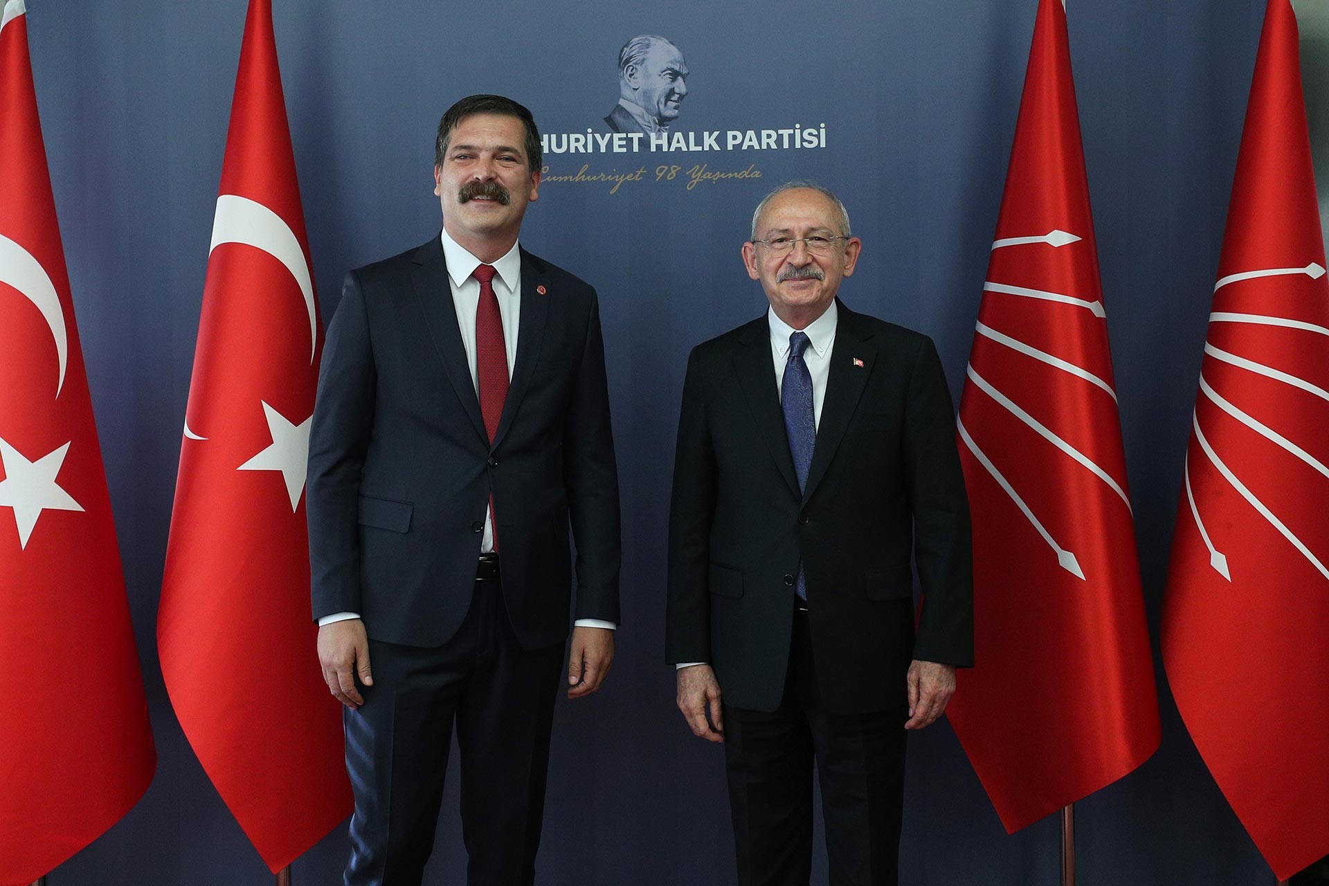 CHP Genel Başkanı Kemal Kılıçdaroğlu, TİP Genel Başkanı Erkan Baş ile görüştü