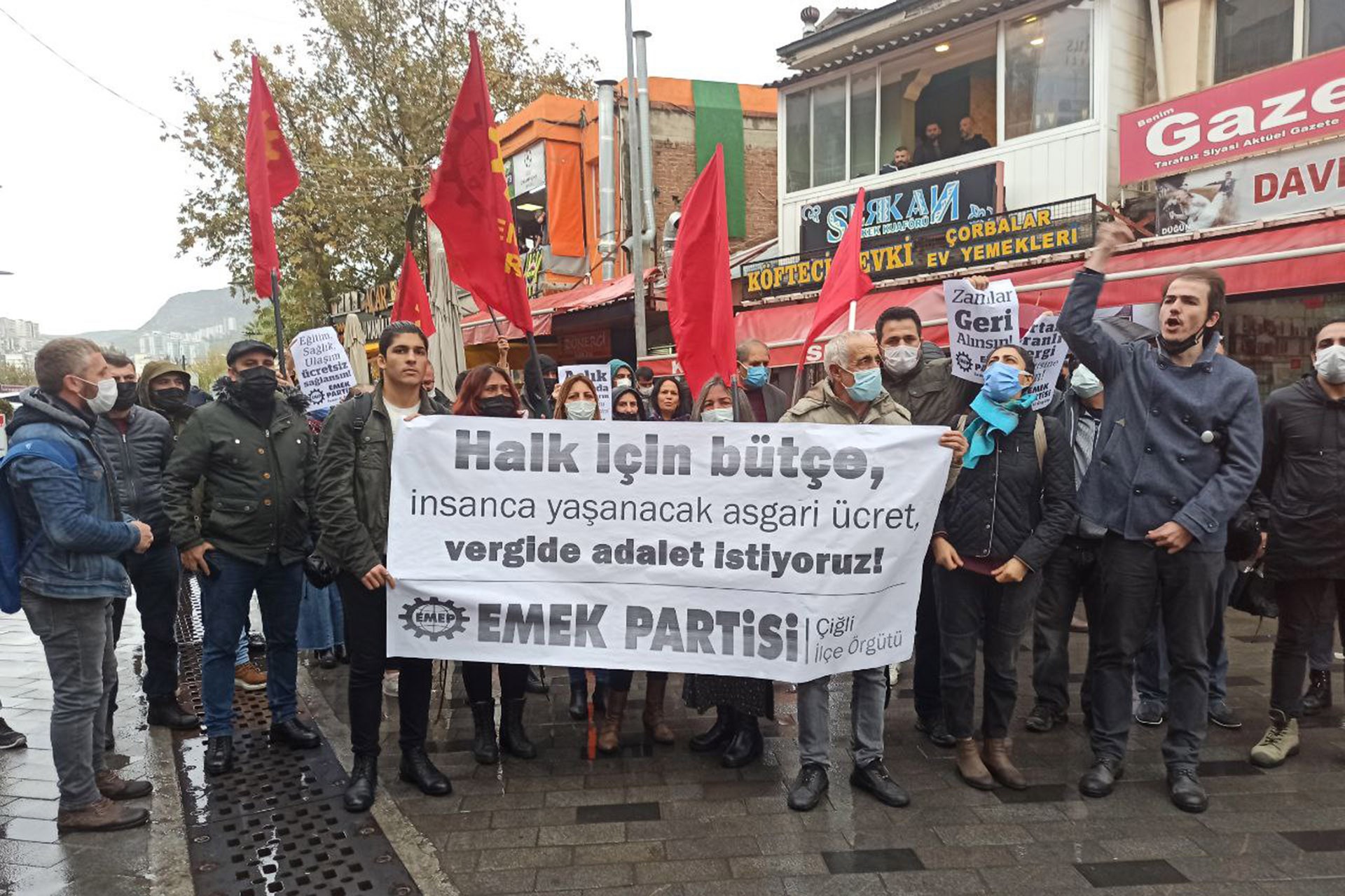 EMEP Çiğli Örgütü halk için bütçe talebiyle açıklama yaptı