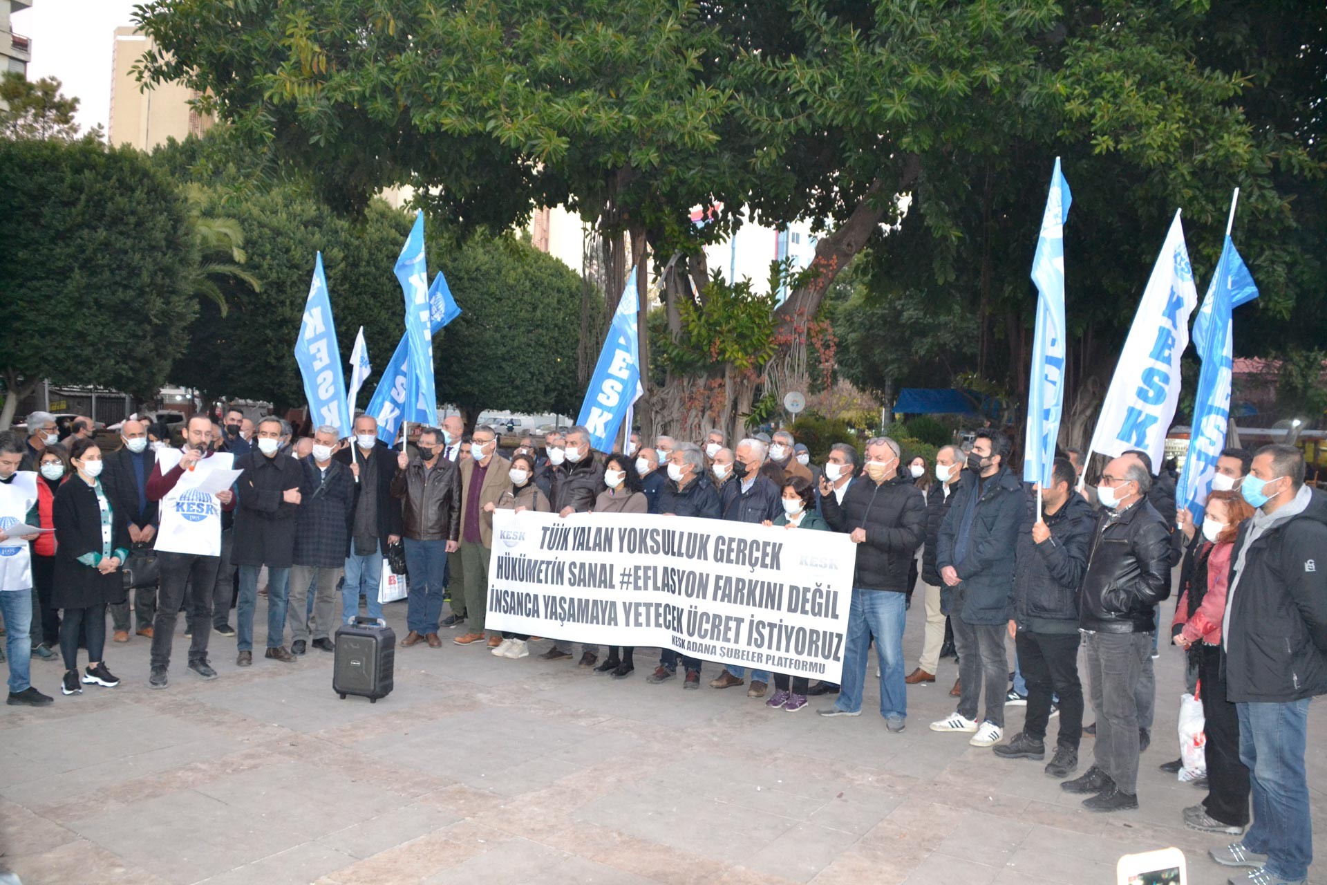 KESK üyeleri basın açıklamasında