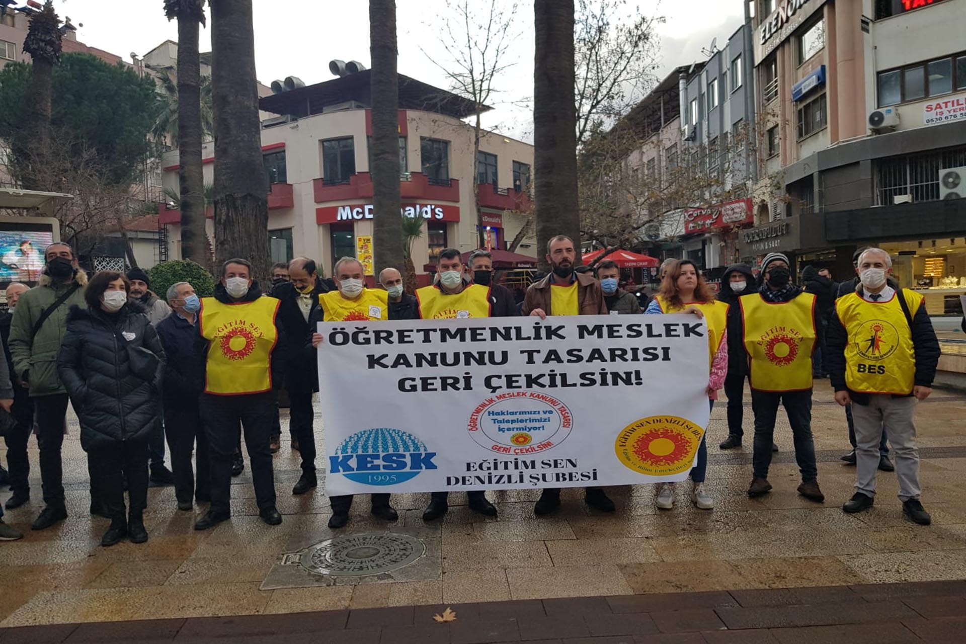 Eğitim Sen Denizli Şubesi açıklama yaptı