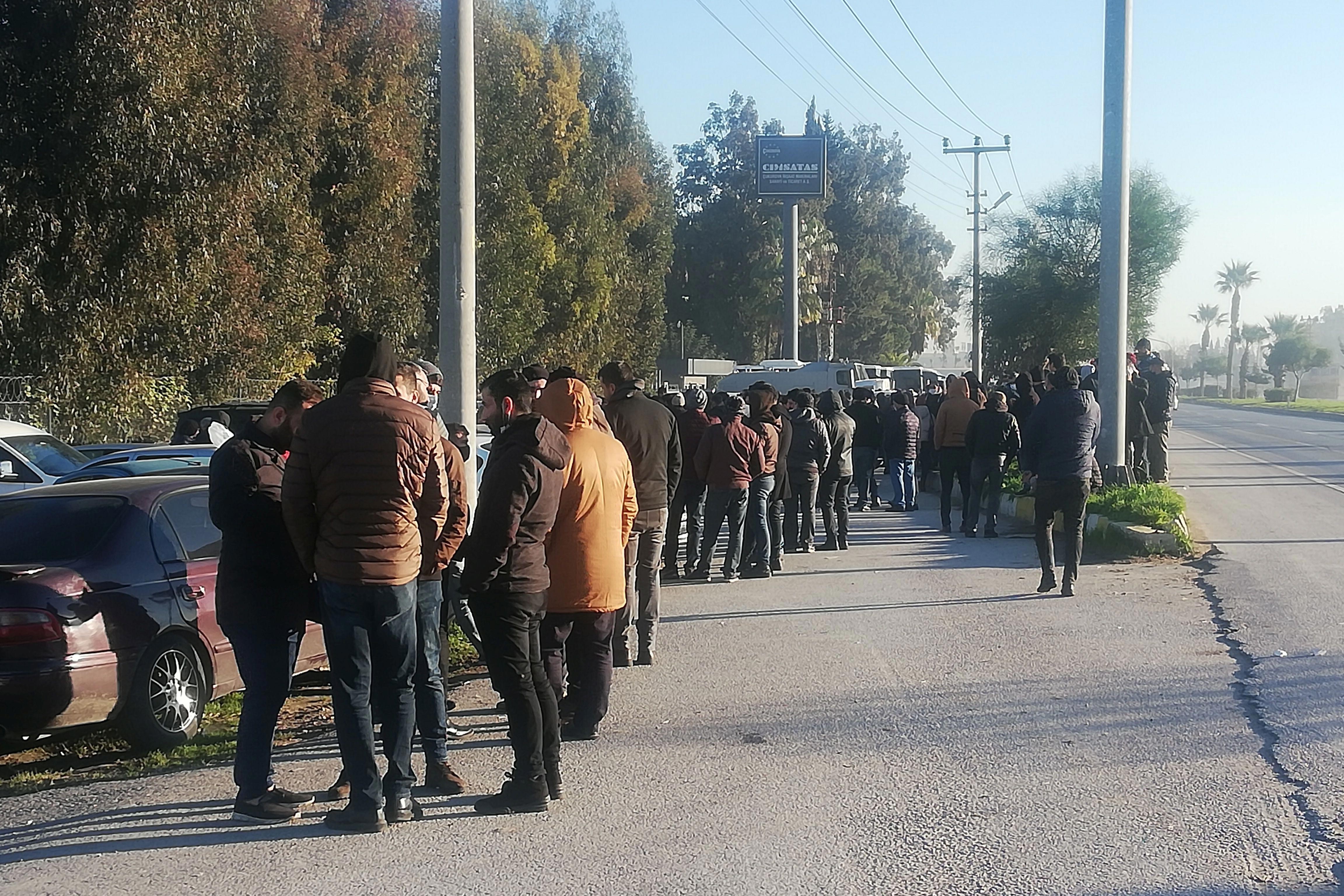 Çimsataş’ta 13 işçi işten atıldı | Avukat Ahmet Ergin: Fesih geçersizdir