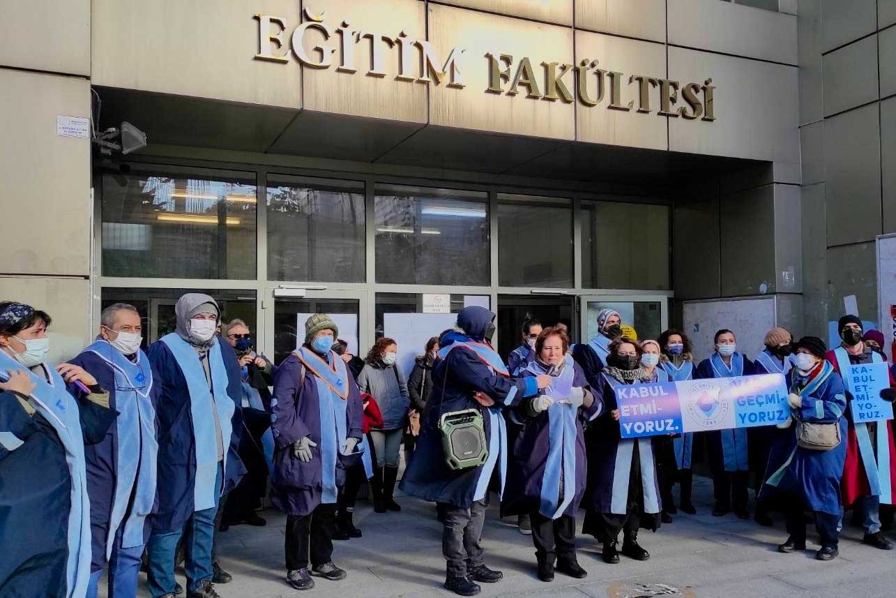 Boğaziçi Üniversitesi Eğitim Fakültesi akademisyenleri