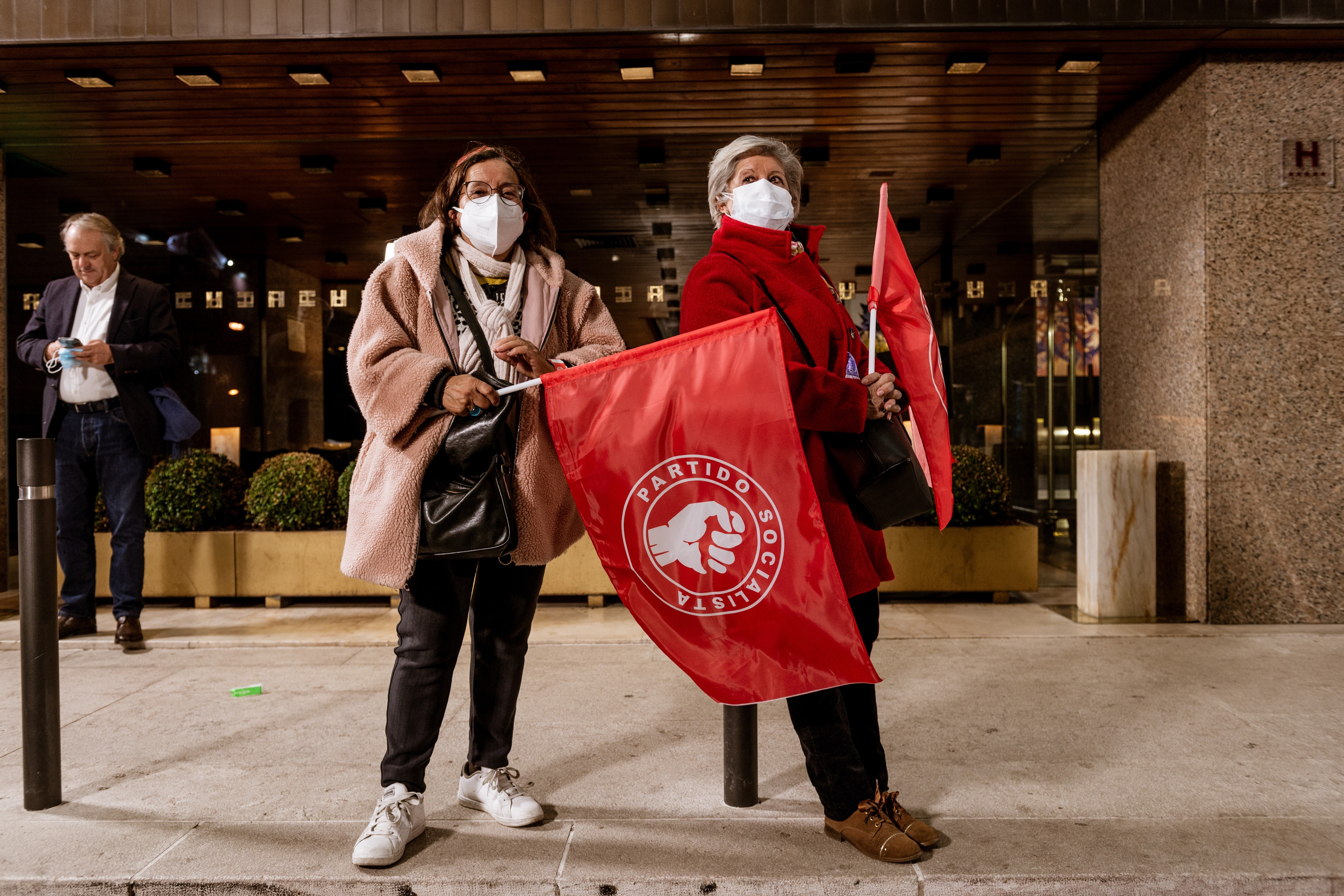 Portekiz seçim sonuçları sonrası kazanan sosyalist parti adayı