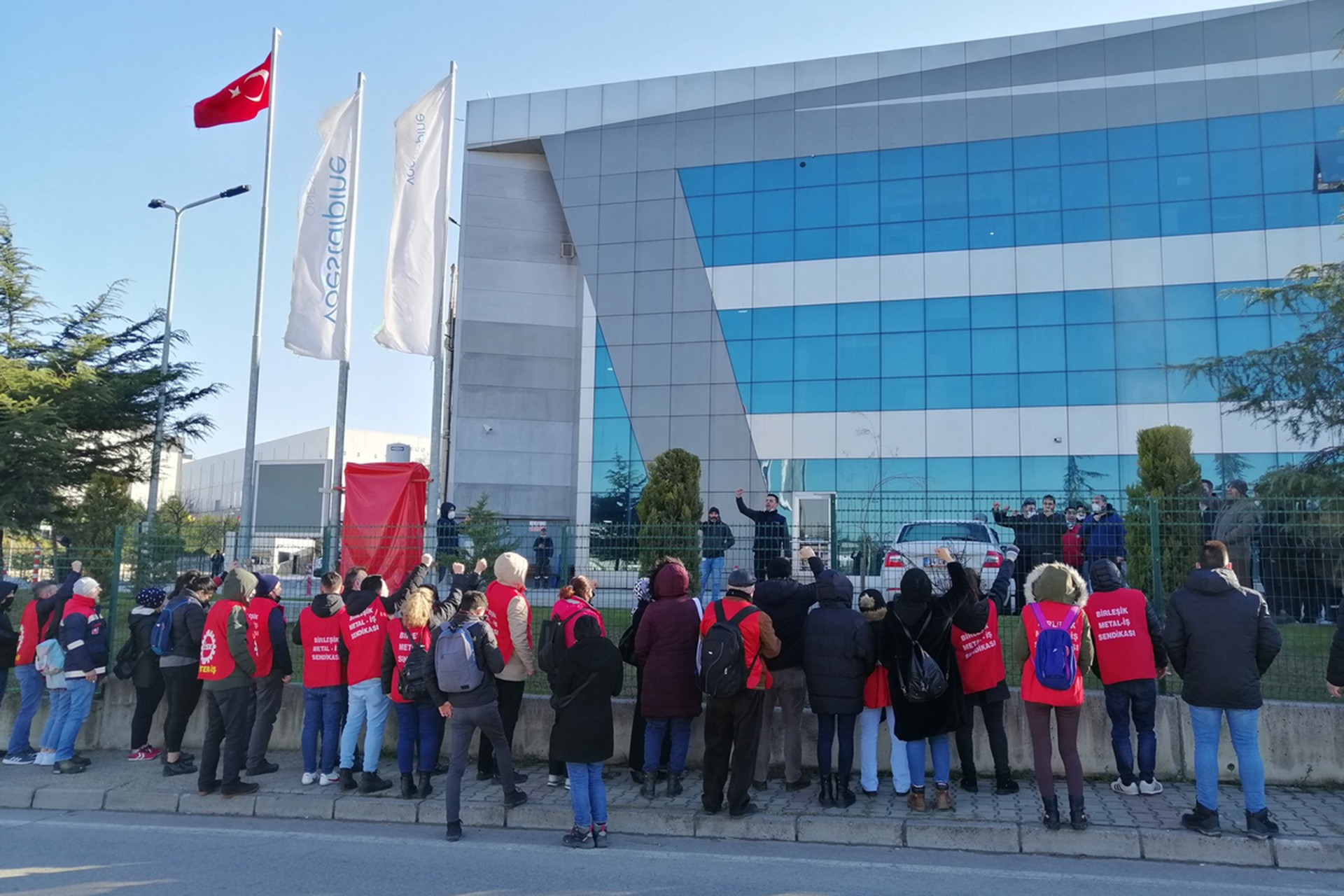 Farplas işçileri Voestalpine işçilerini ziyaret etti