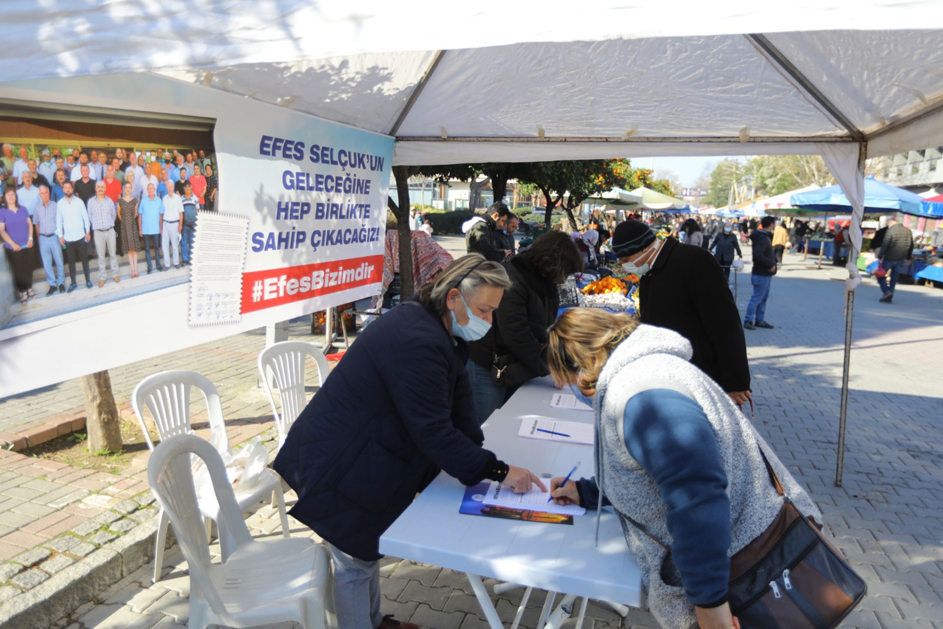 Efes bizimdir imza kampanya standı  