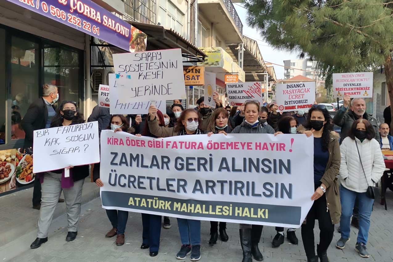 Zamları protesto eden Atatürk Mahallesi halkı 