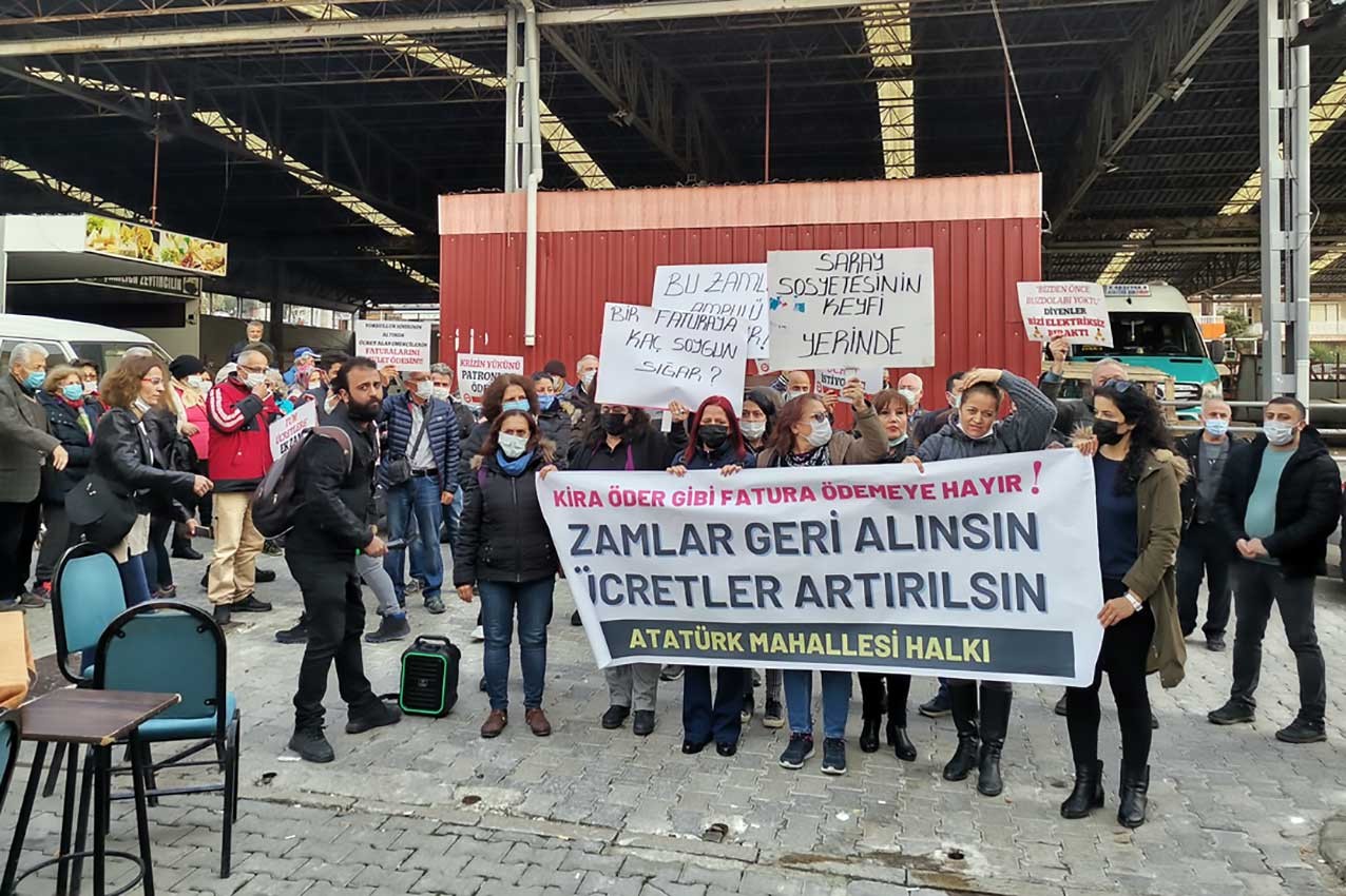 Zamları protesto eden Atatürk Mahallesi halkı 