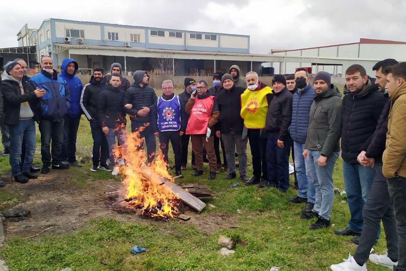 Sendikalaştıkları için işten atılan Hicri Ercili işçileri direnişe başladı