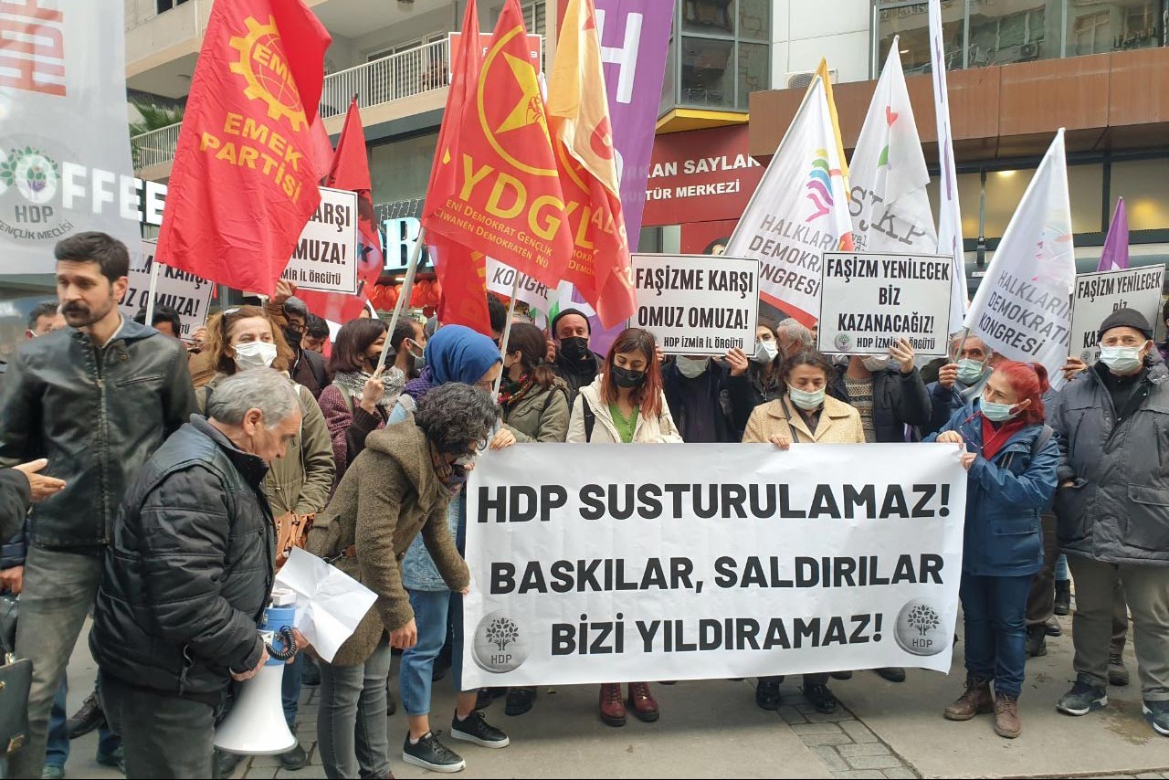 İzmir'deki protesto