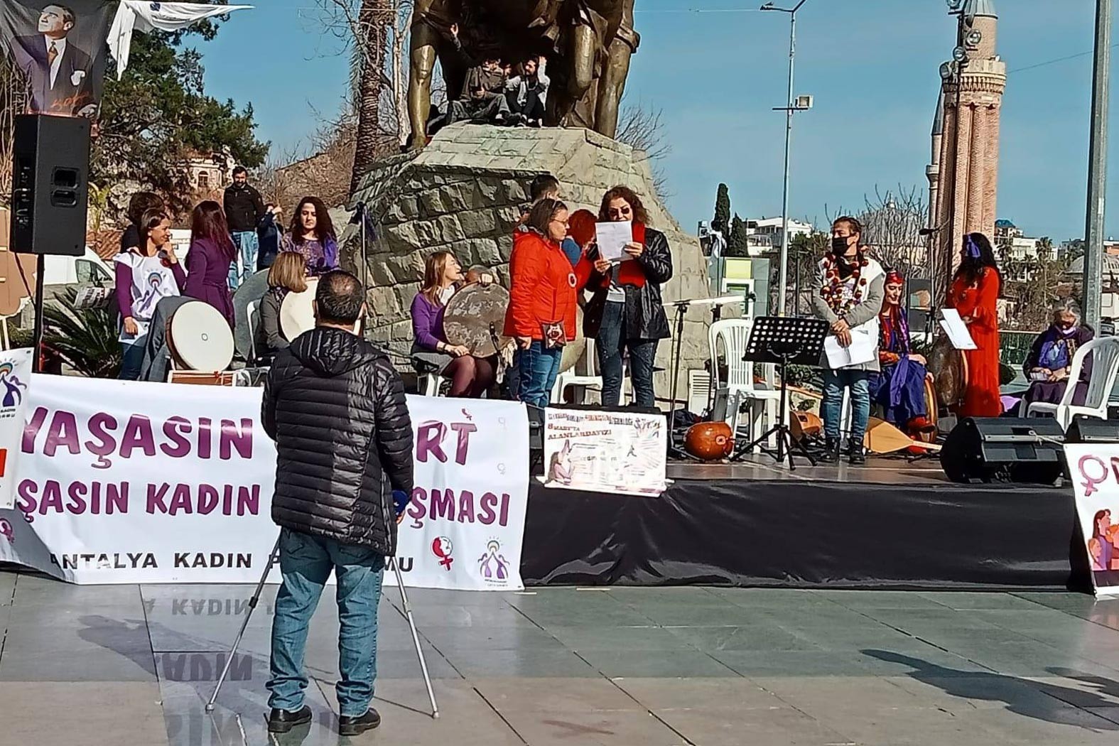 Antalya'da 8 mart açıklaması.