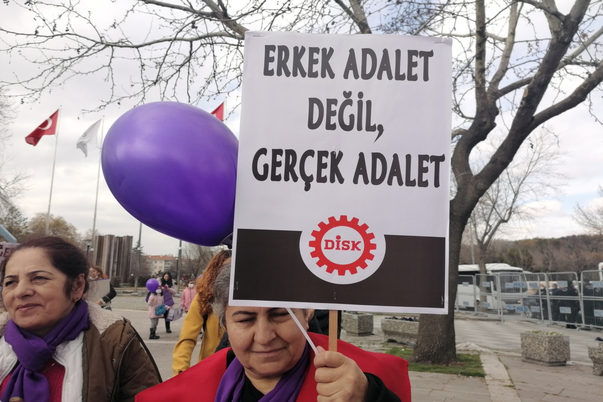 kadınlar 8 mart eylemi