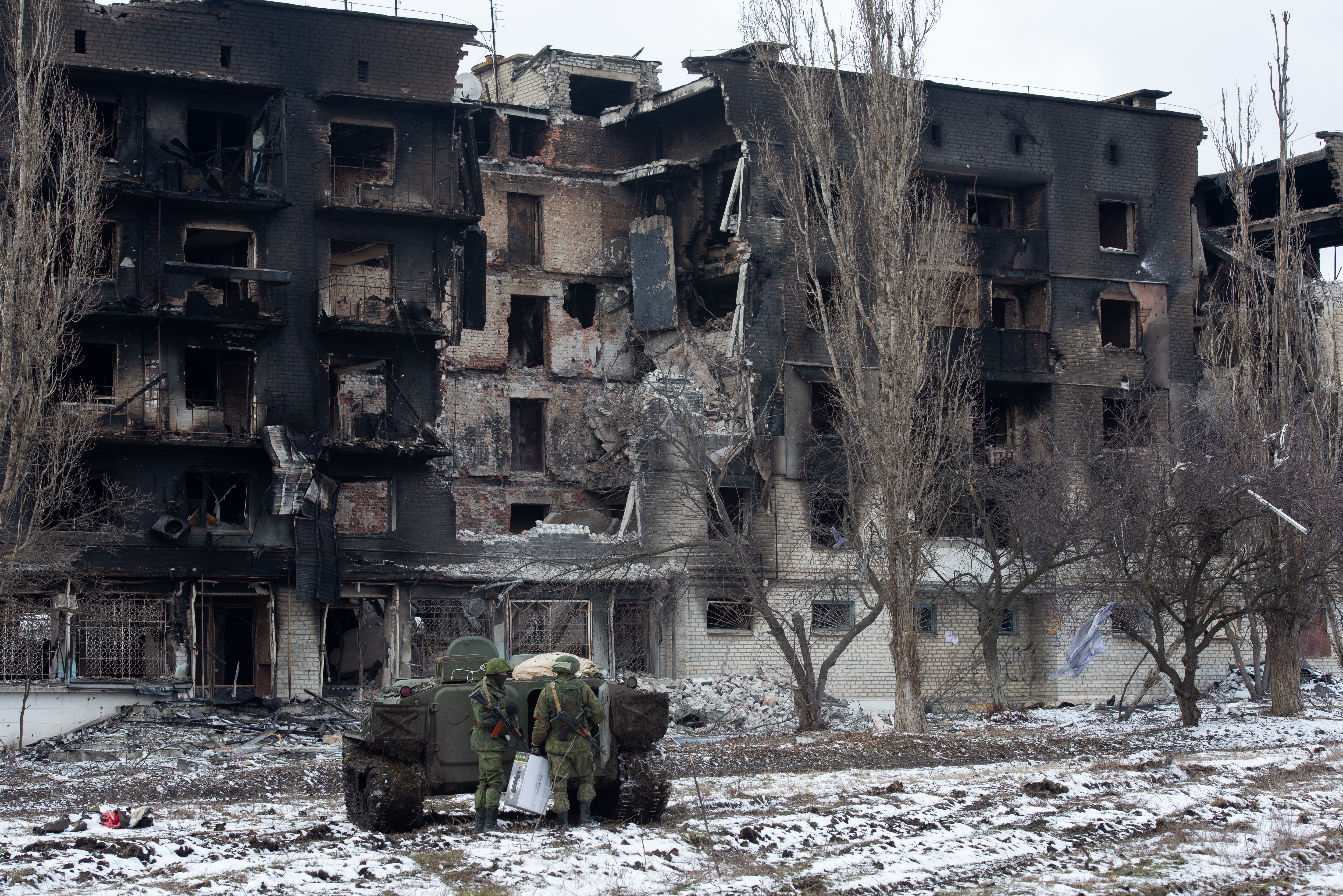 yıkılmış bina, ukrayna, donetsk, ayrılıkçılar