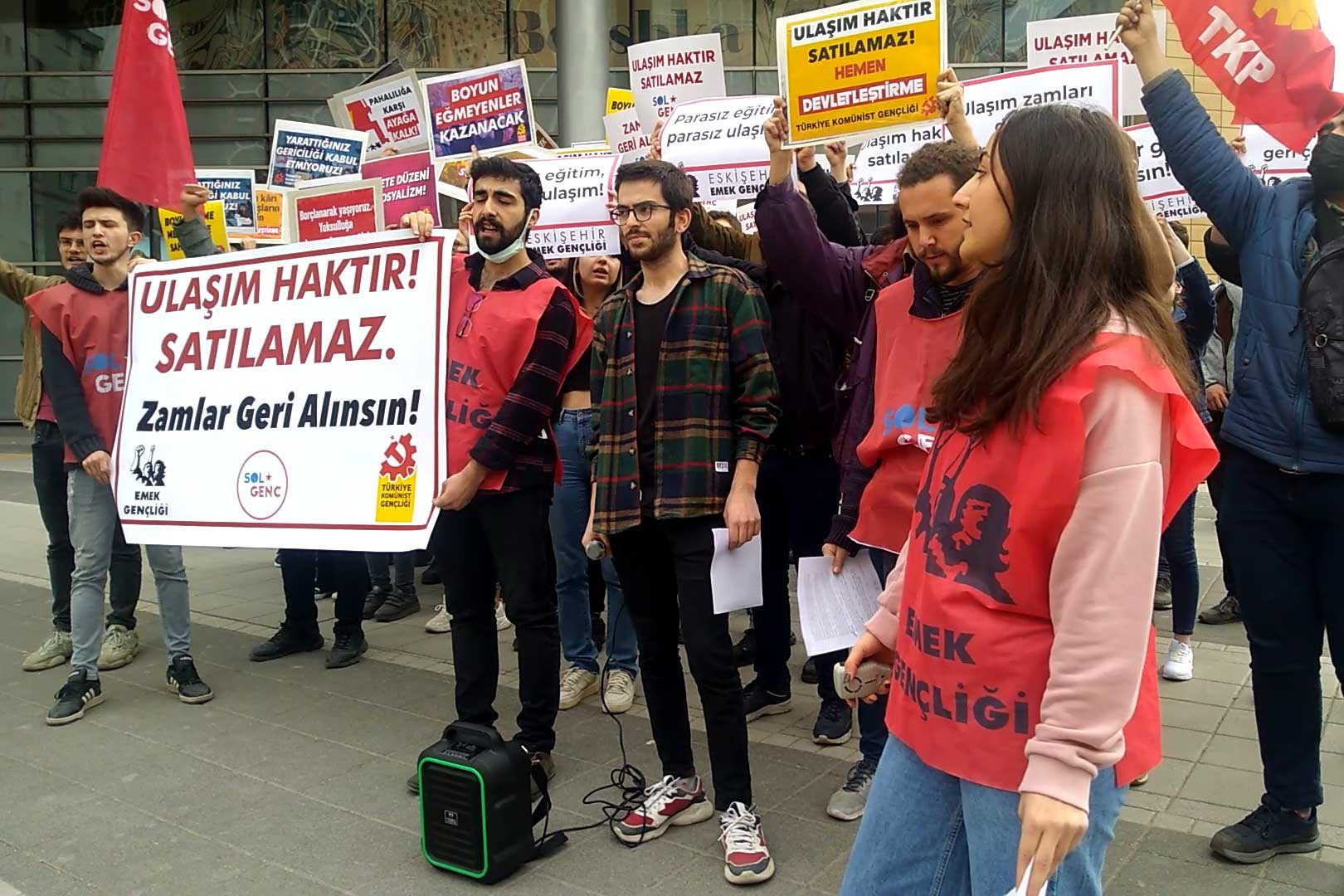 Eskişehir'deki ulaşım zammı protestosu