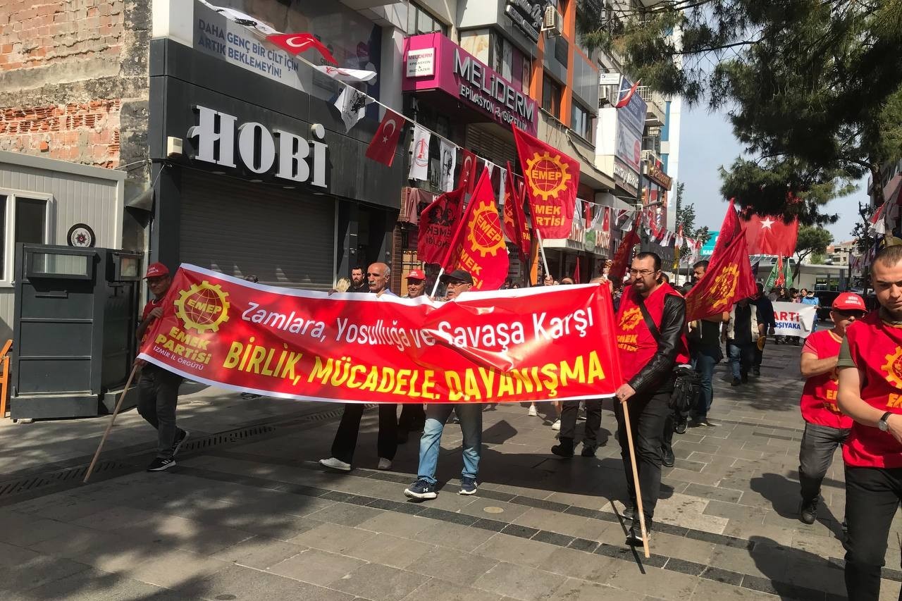 Karşıyaka'da 1 Mayıs kutlaması