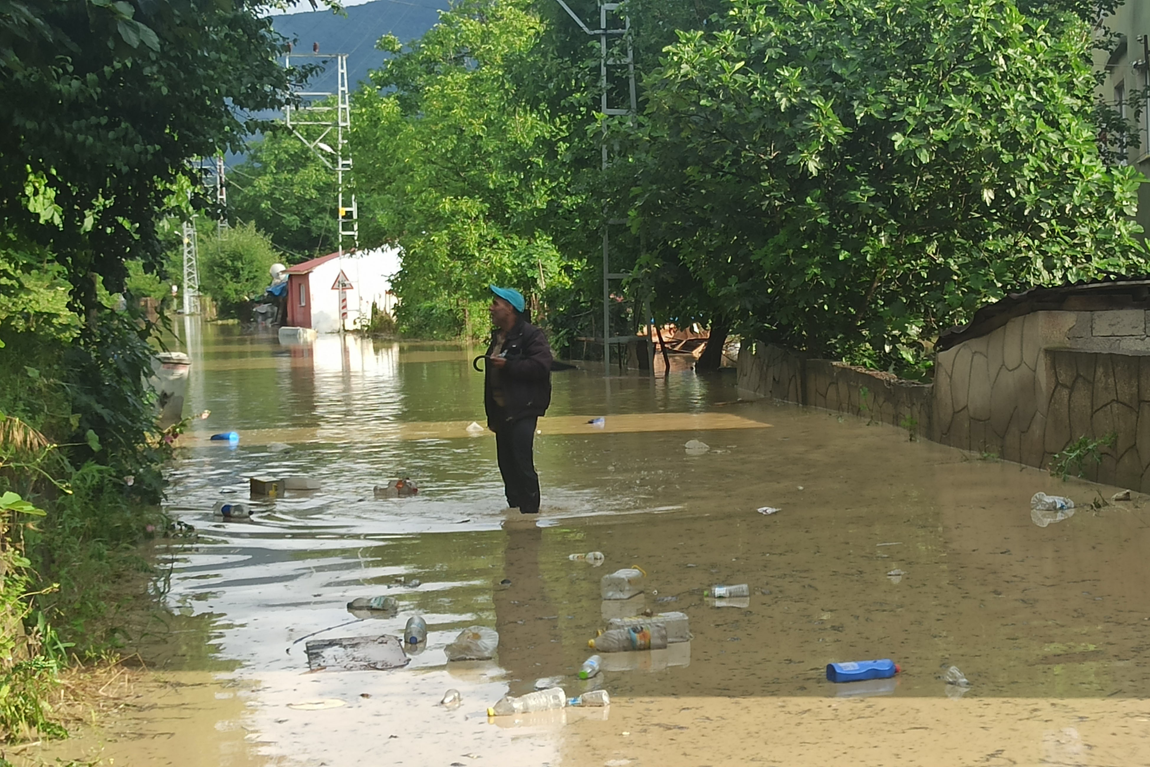 Meteoroloji, Batı Karadeniz ve  Marmara için kuvvetli sağanak uyarısında bulundu