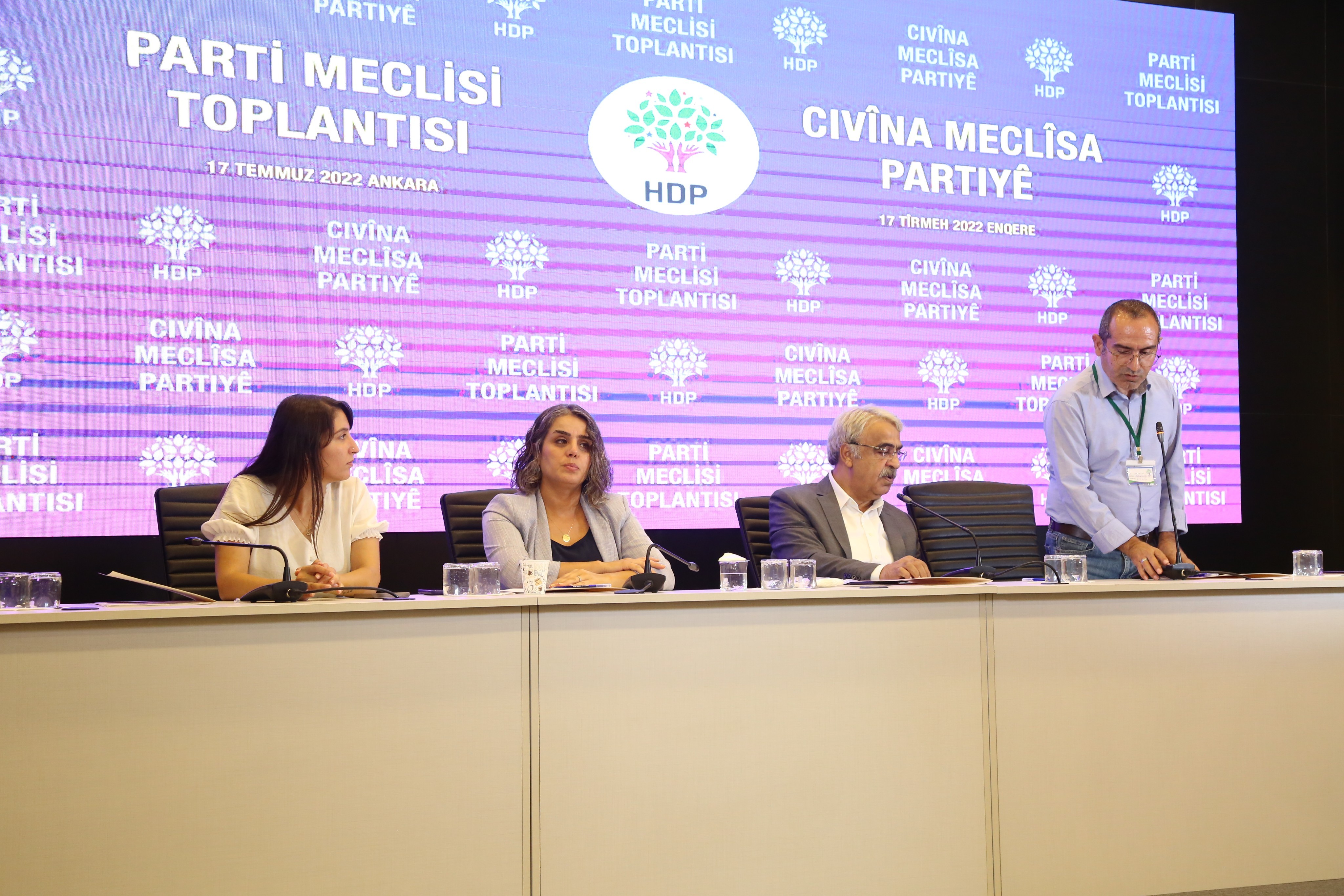 HDP toplantısı