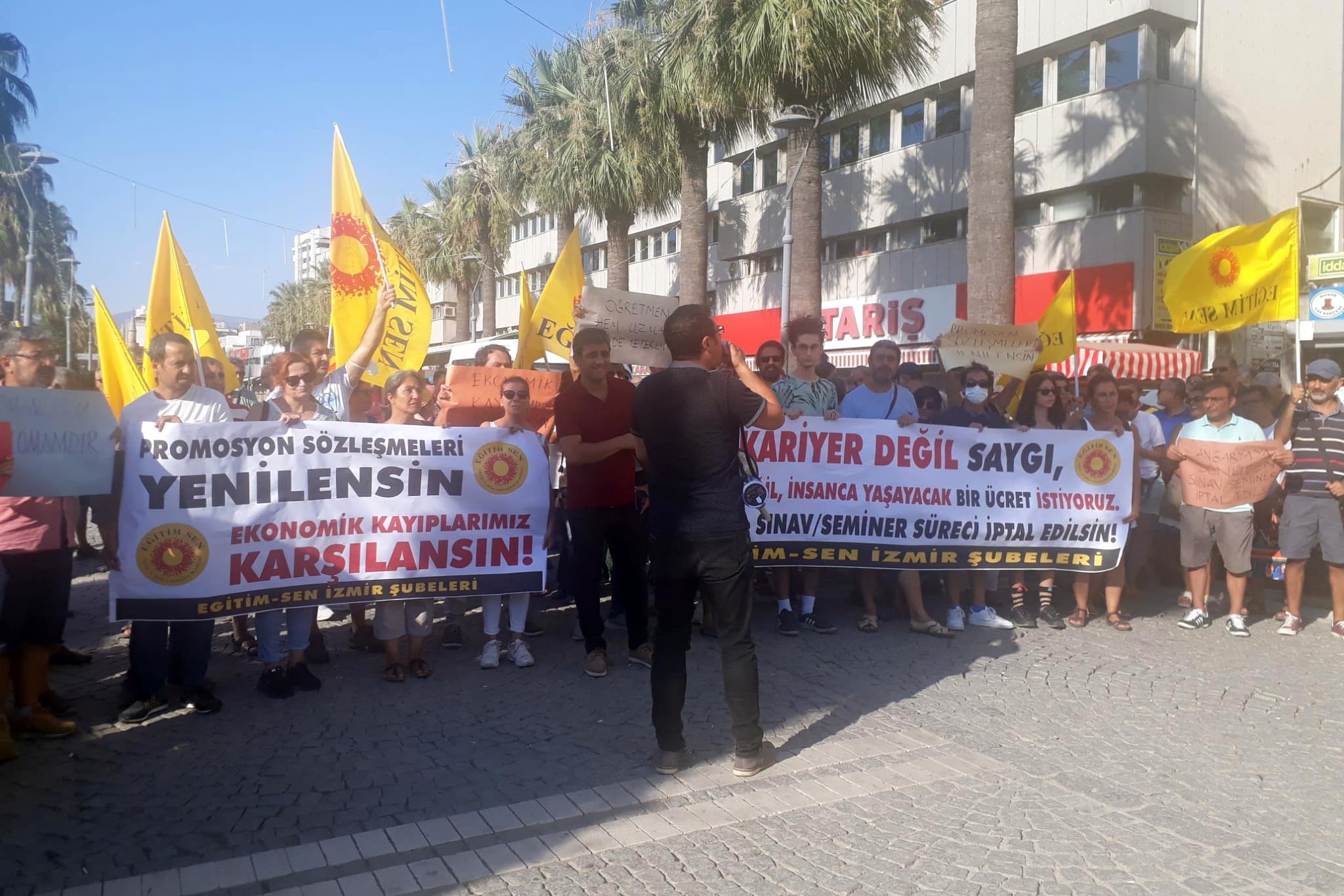 Eğitim Sen İzmir Şubeleri