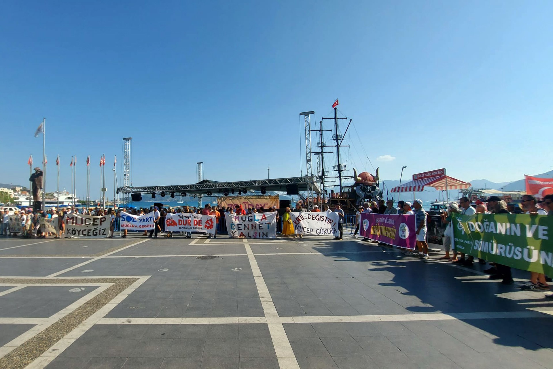 Marmaris Kent Konseyi tarafından yapılan açıklamadan bir fotoğraf.