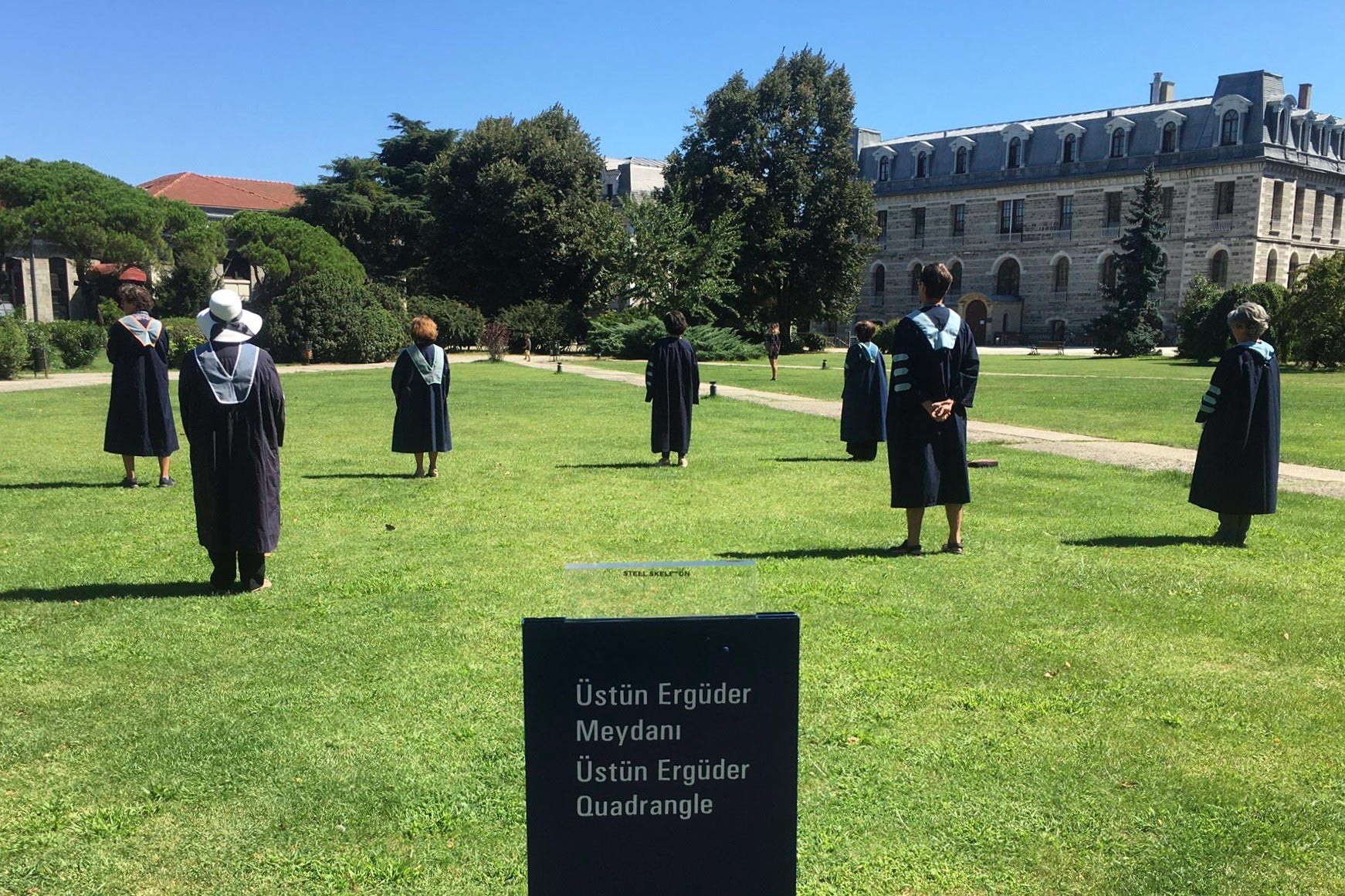 Boğaziçi Üniversitesi Akademisyenleri nöbette