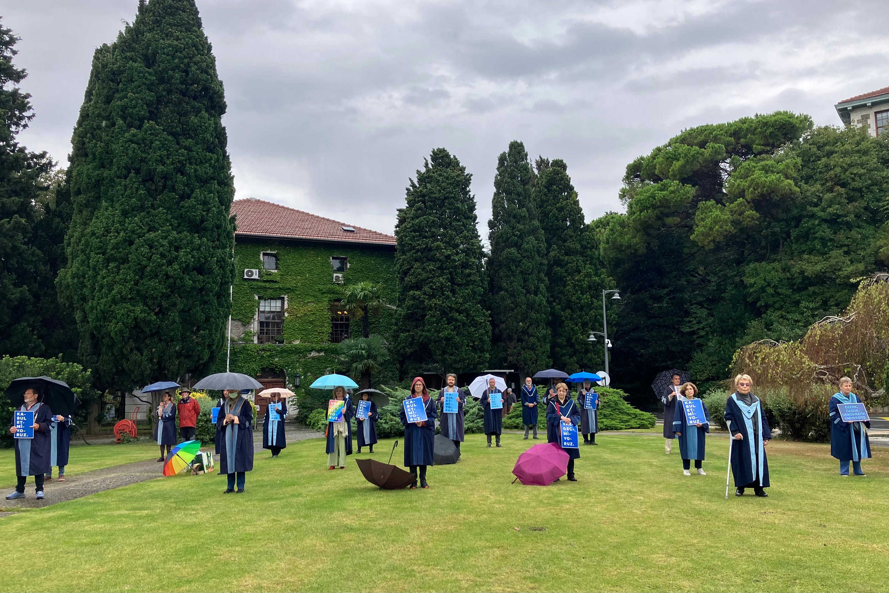 Boğaziçi Üniversitesi Akademisyenleri