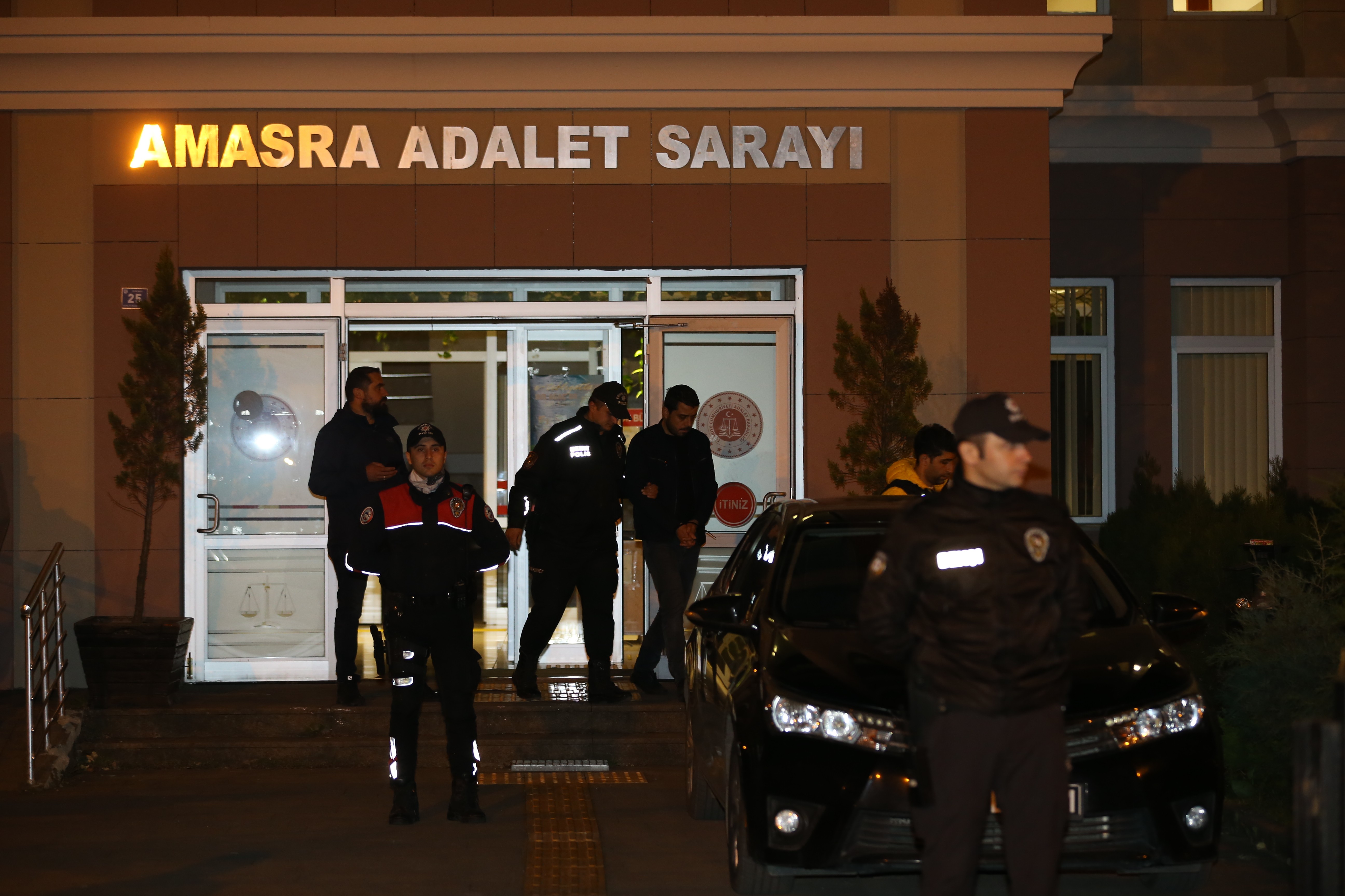 Amasra'daki patlamaya ilişkin müessese müdürü dahil 8 kişi tutuklandı