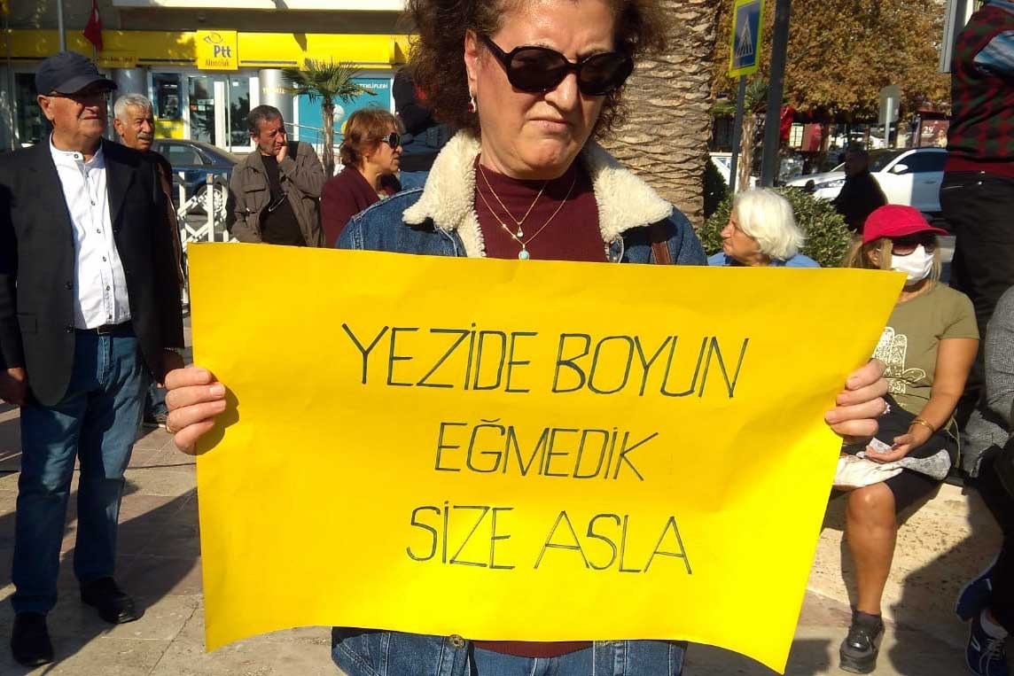 'Yezide boyun eğmedik, size asla' dövizi