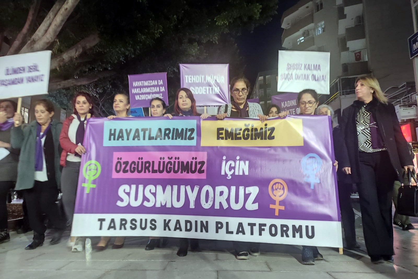 Tarsus'ta 25 Kasım eylemi