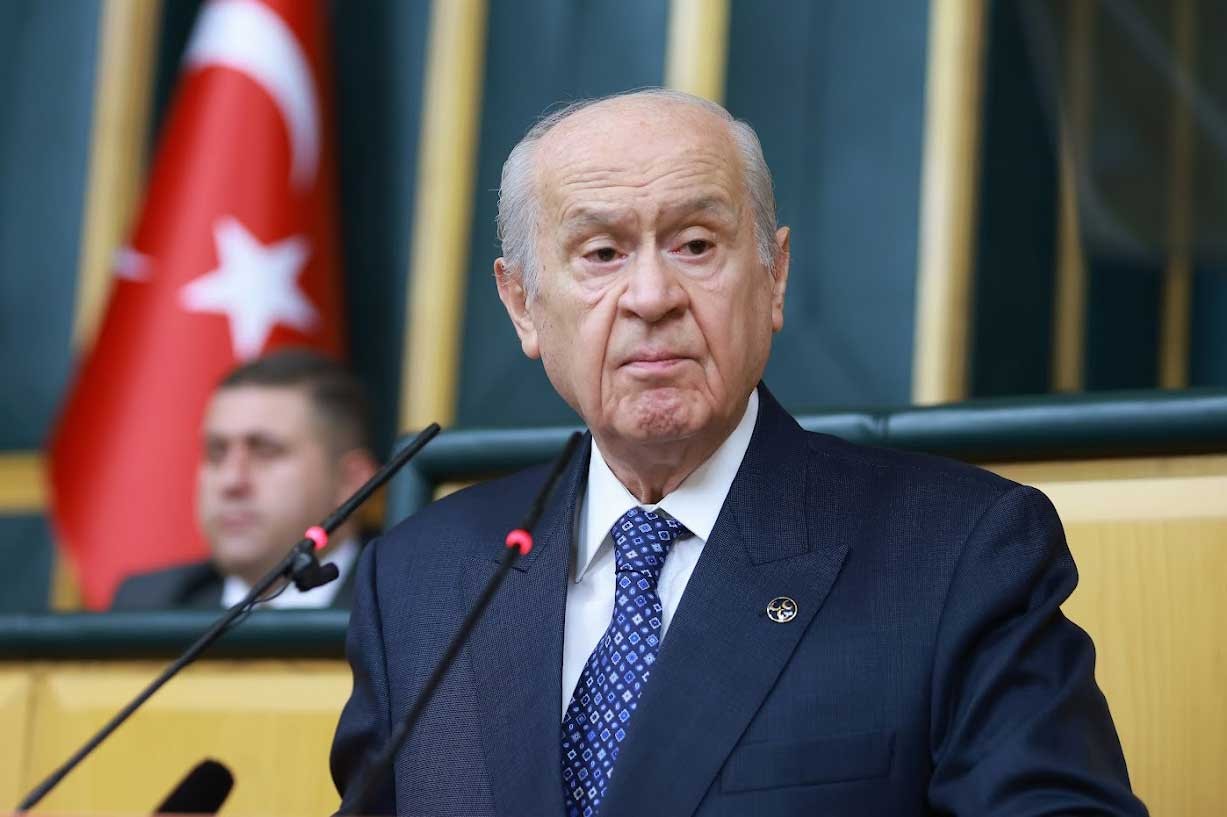 Bahçeli'den Akşener açıklaması: Çıldırmış gibi sağa sola mermi kovanı atması saygısızlık