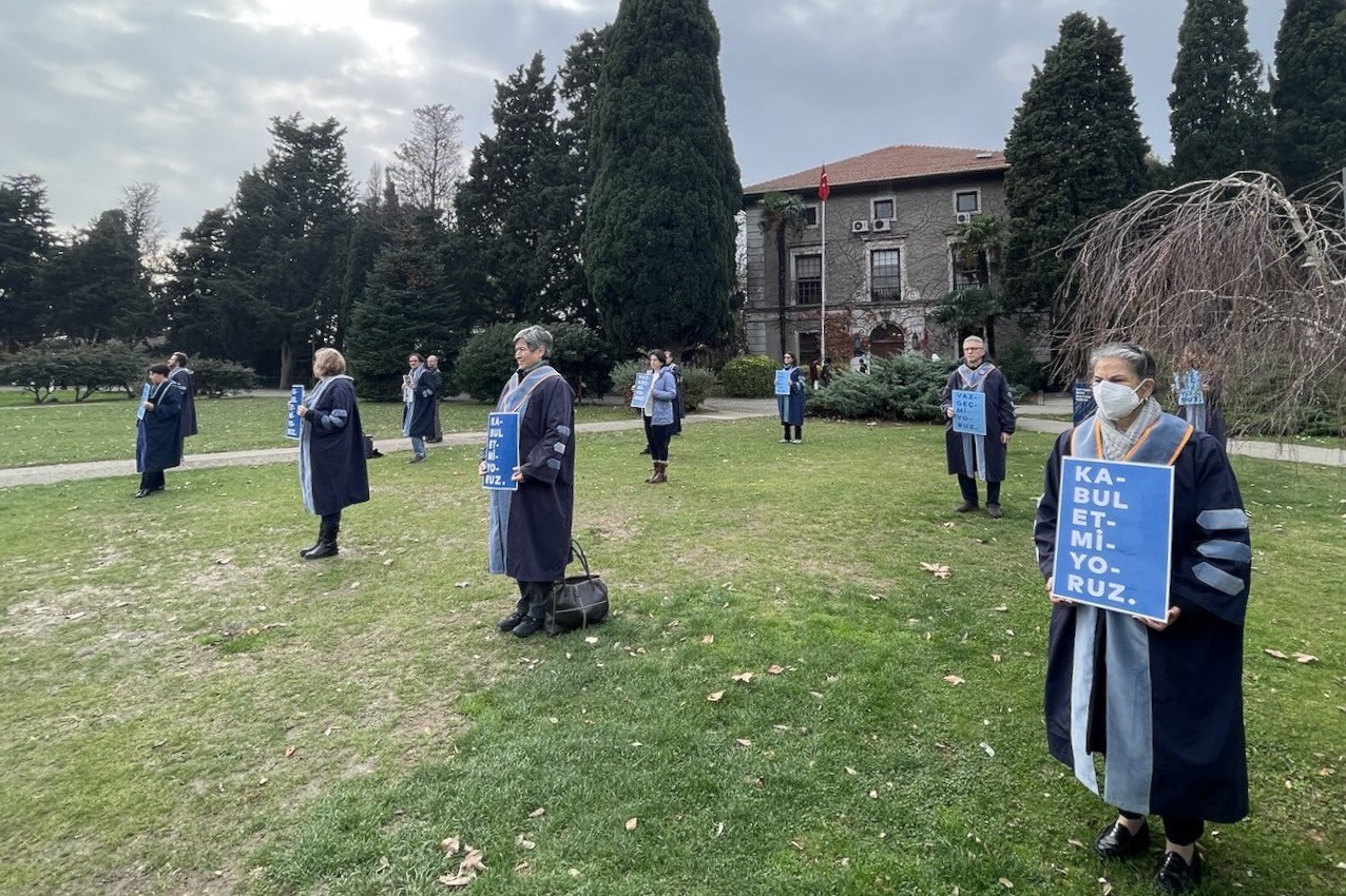 Boğaziçi akademisyen nöbeti