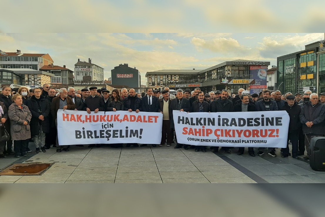 Çorum'da İmamoğlu kararına kitlesel tepki: Ülkedeki hukuksuzluğun bir parçası