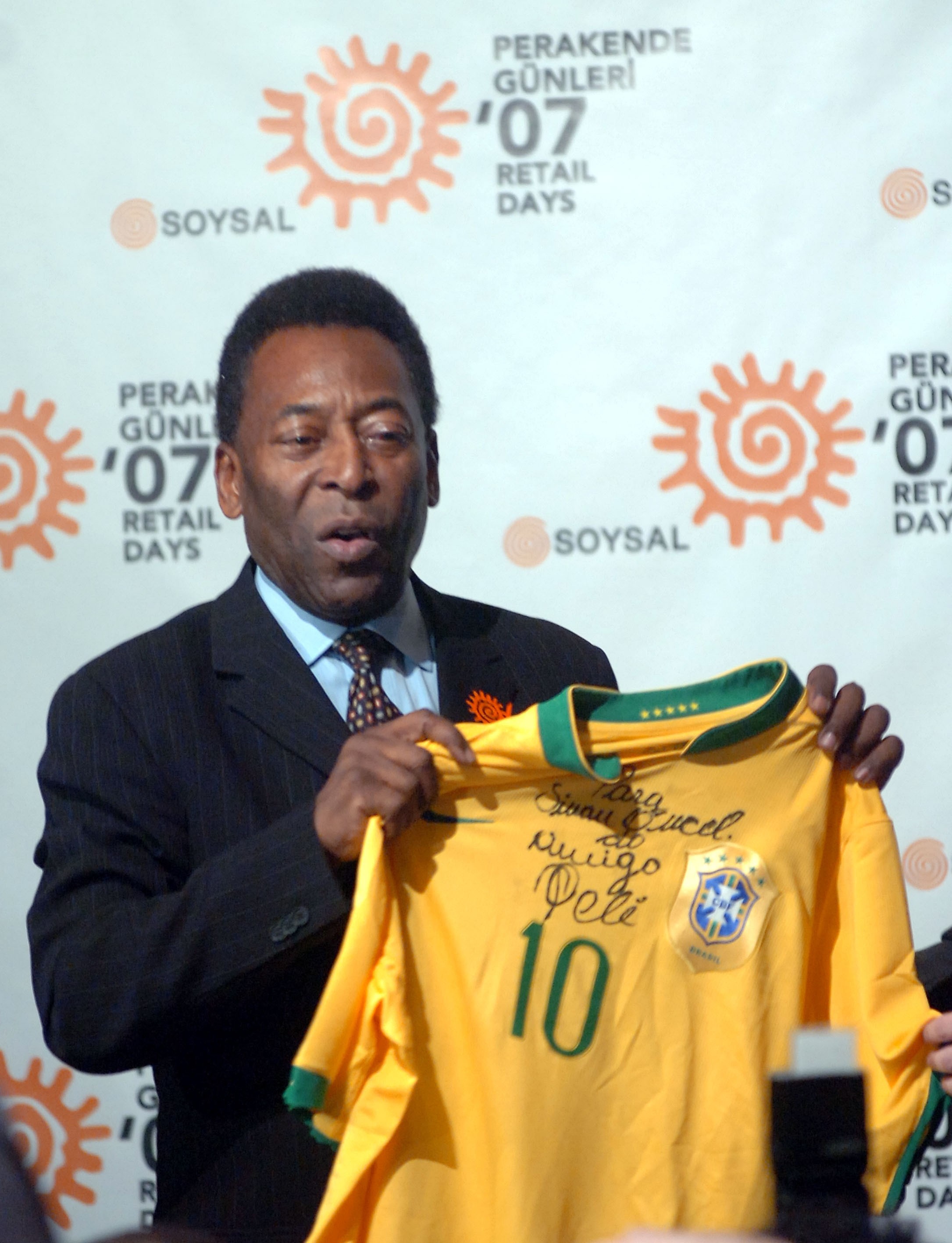 Pele