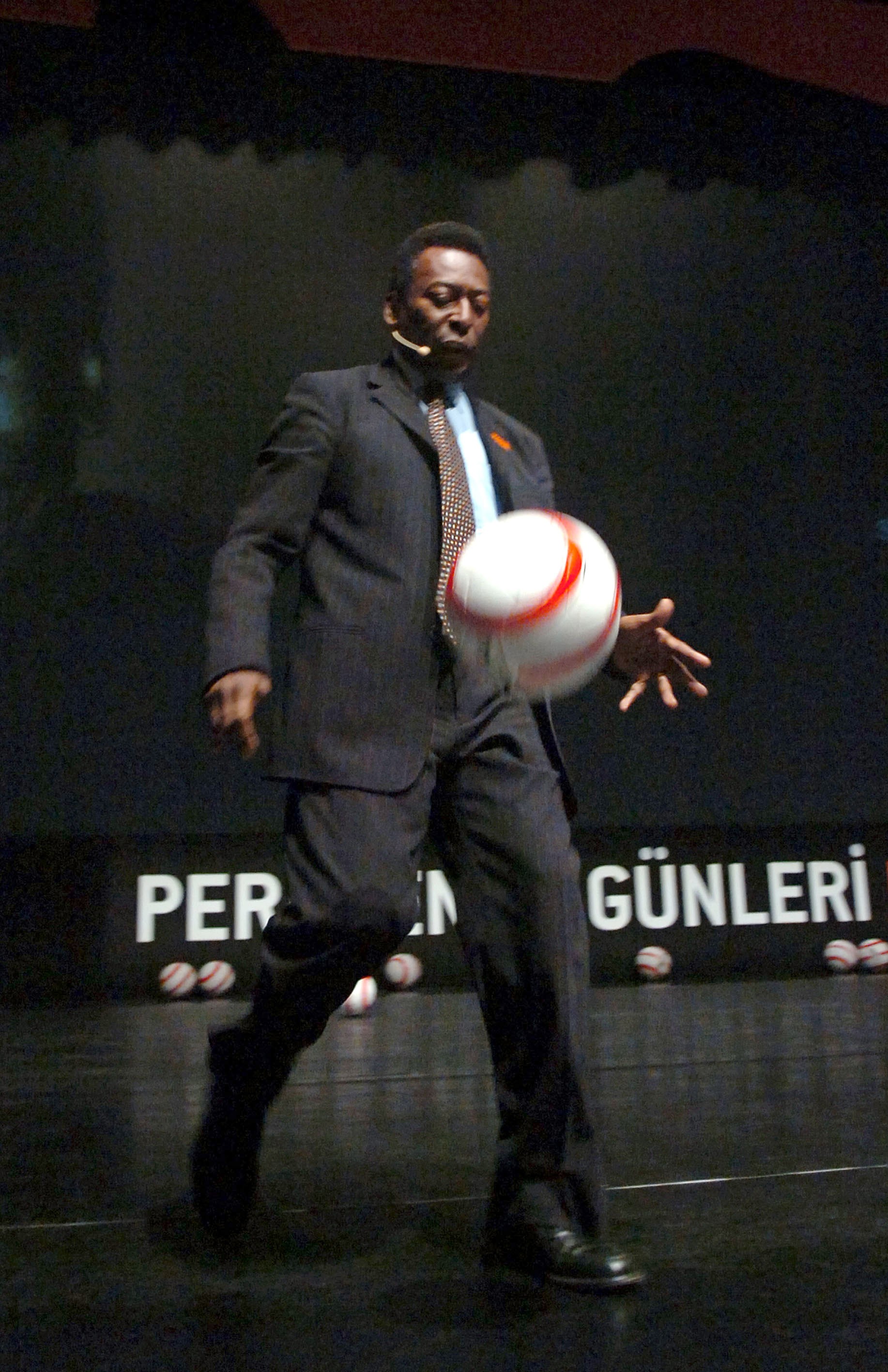 Pele