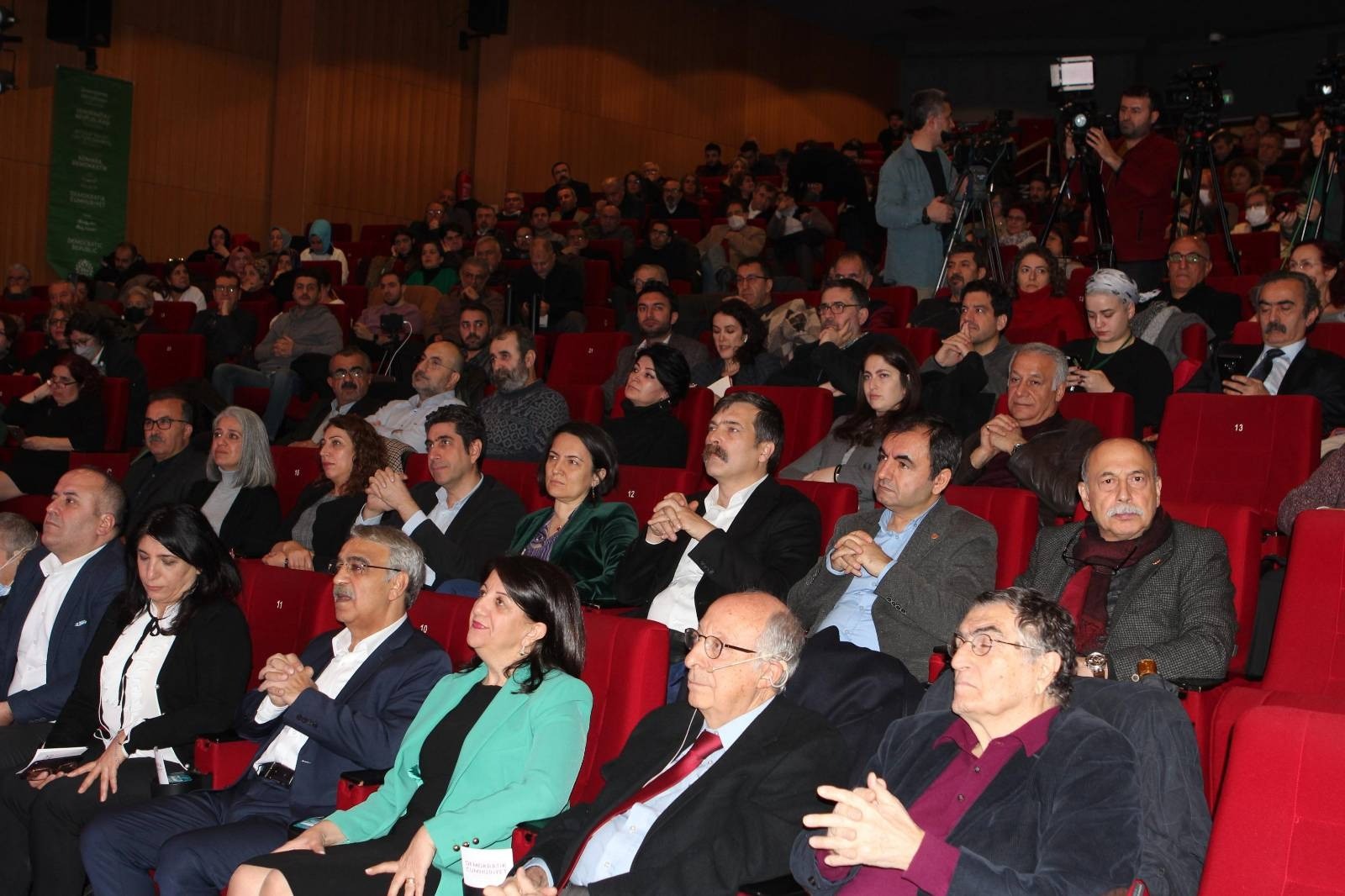 Demokratik Cumhuriyet konferansı