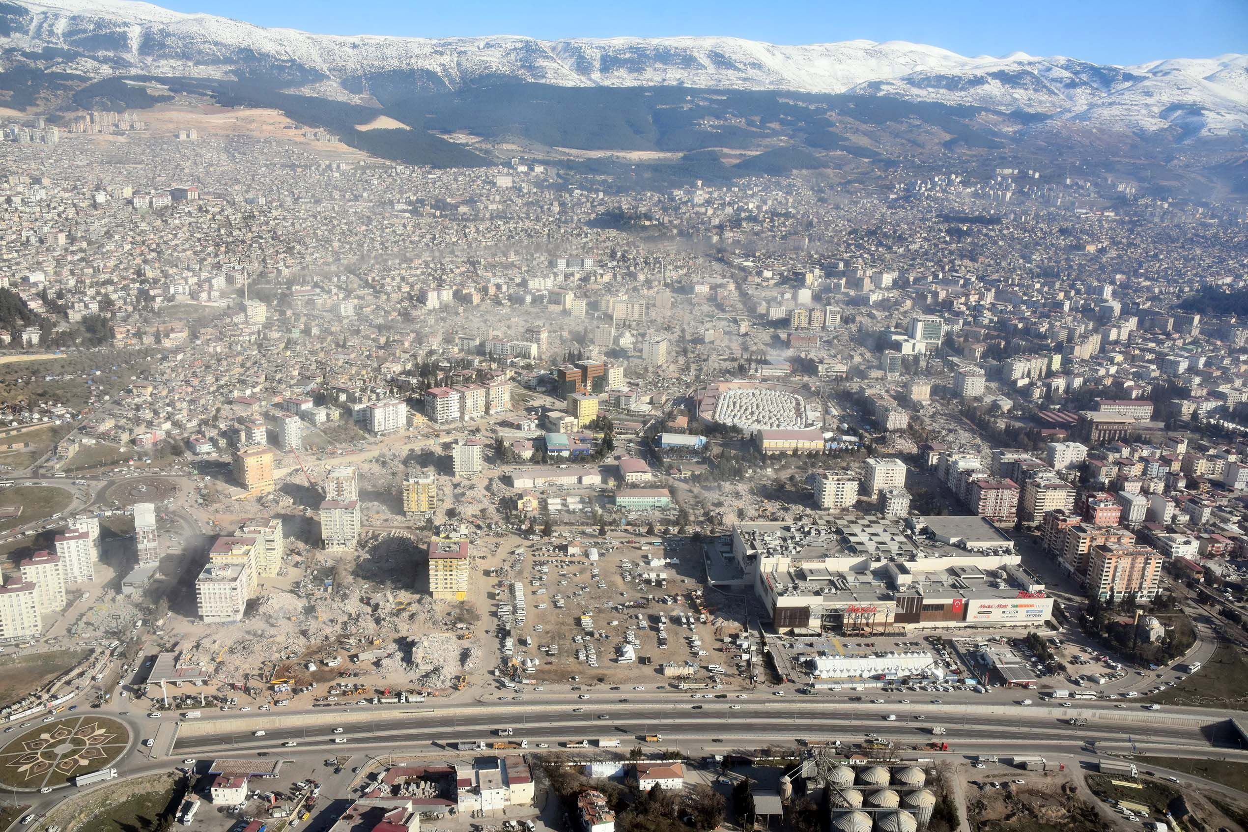 Maraş merkezli 10 ilde deprem