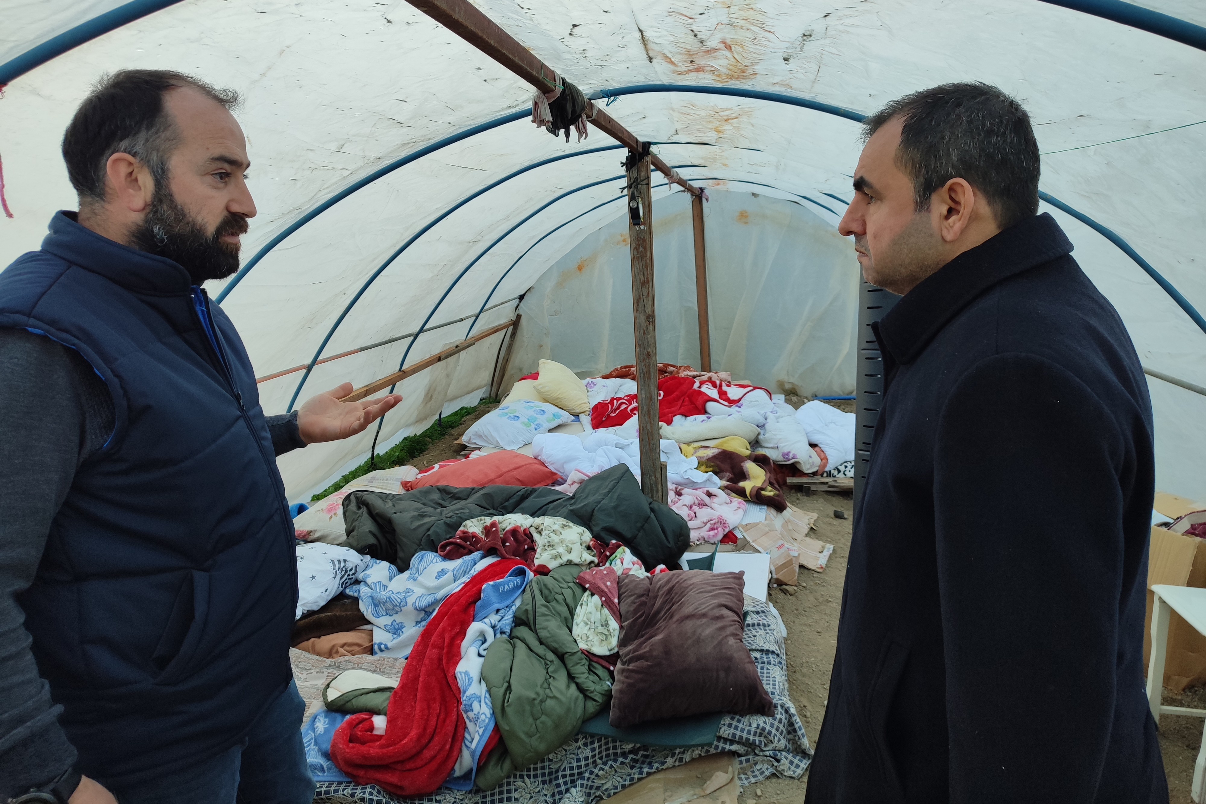 Hatay'da deprem sonrası çeşitli ziyaretlerde bulunan EMEP Genel Başkanı Ercüment Akdeniz