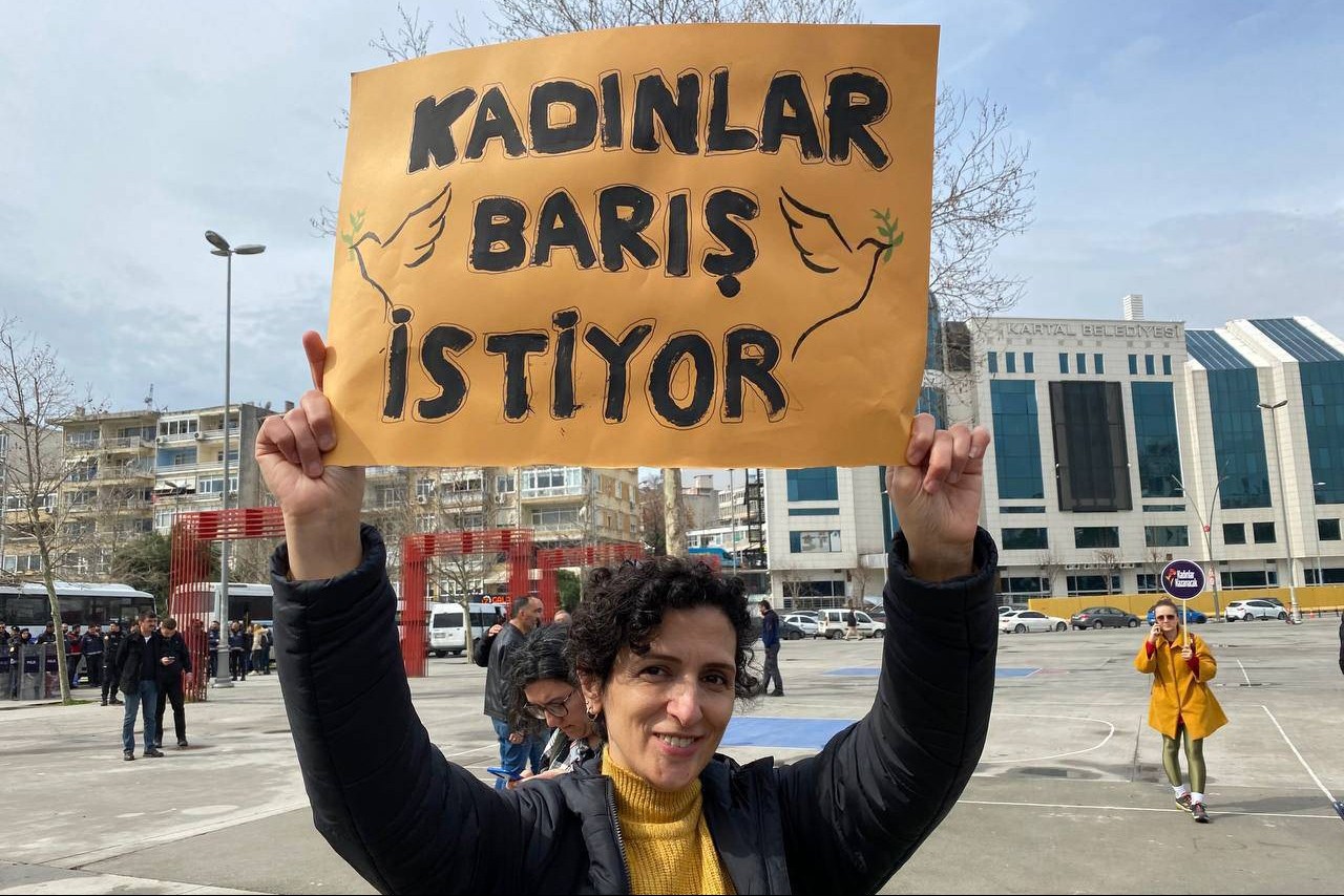 Kadınlar dövizlerine taleplerini yansıttı