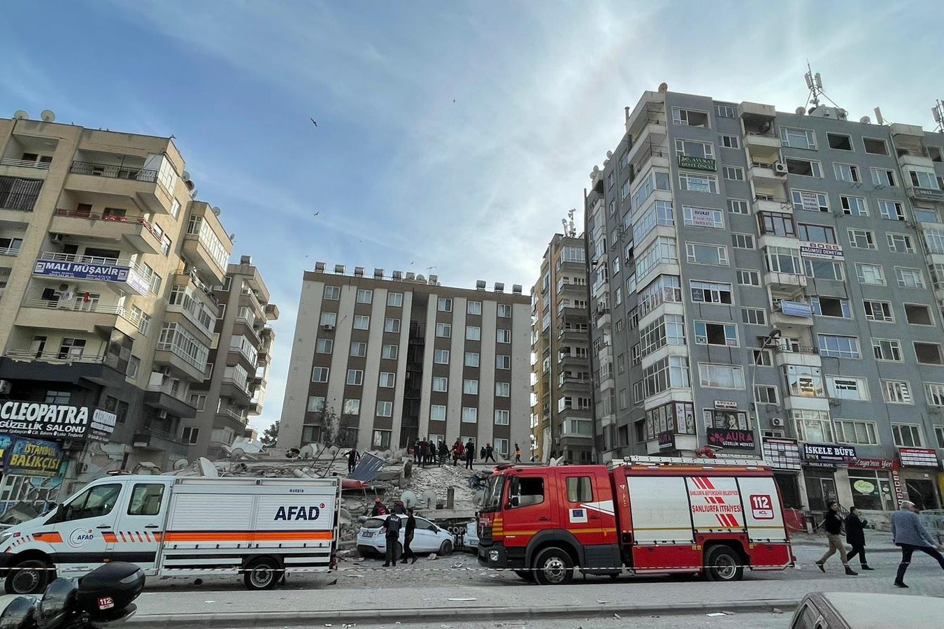 Urfa'da yıkılan bina