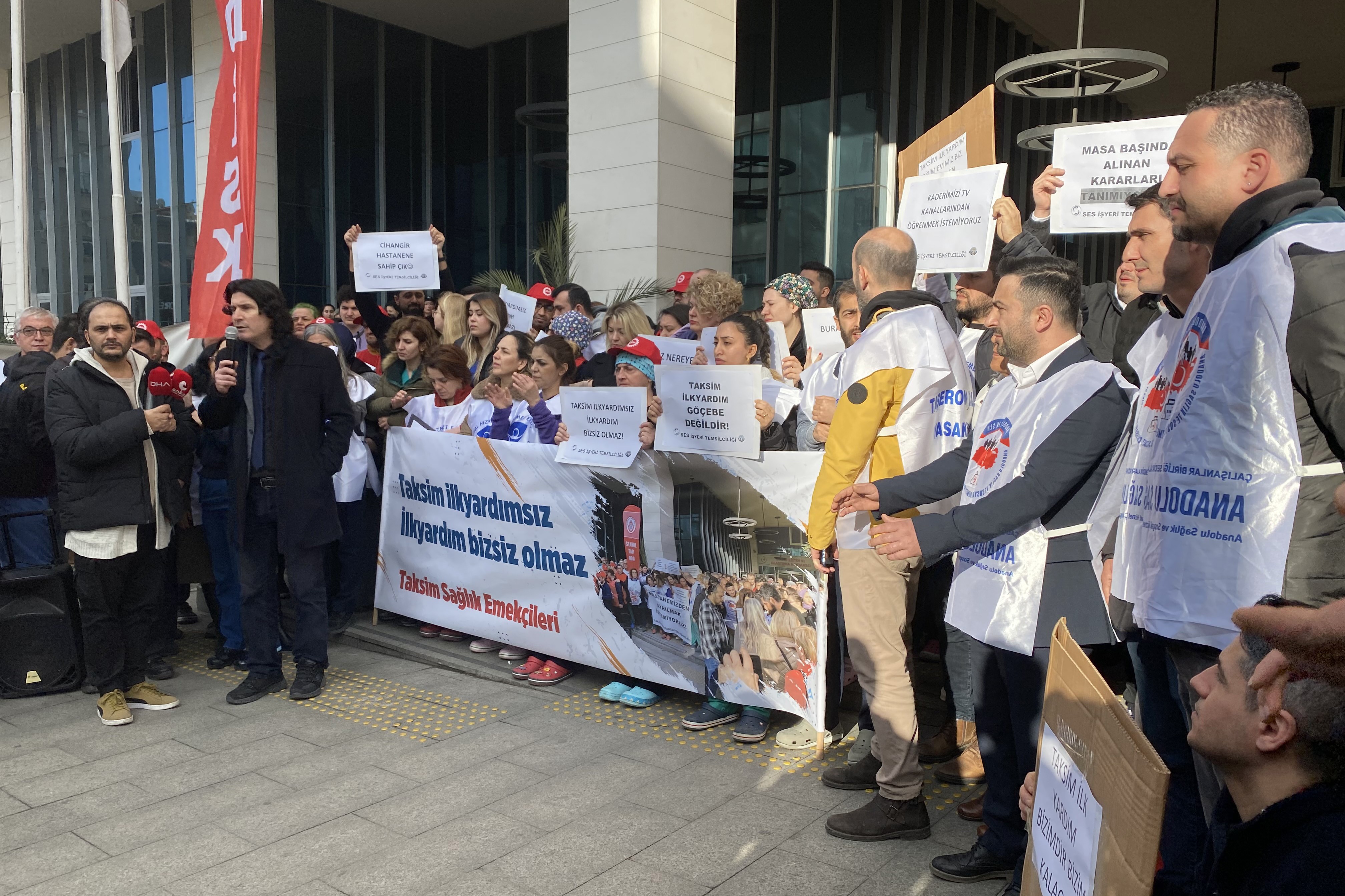 Taksim Eğitim Ve Araştırma Hastanesi sağlık çalışanları  eylemi