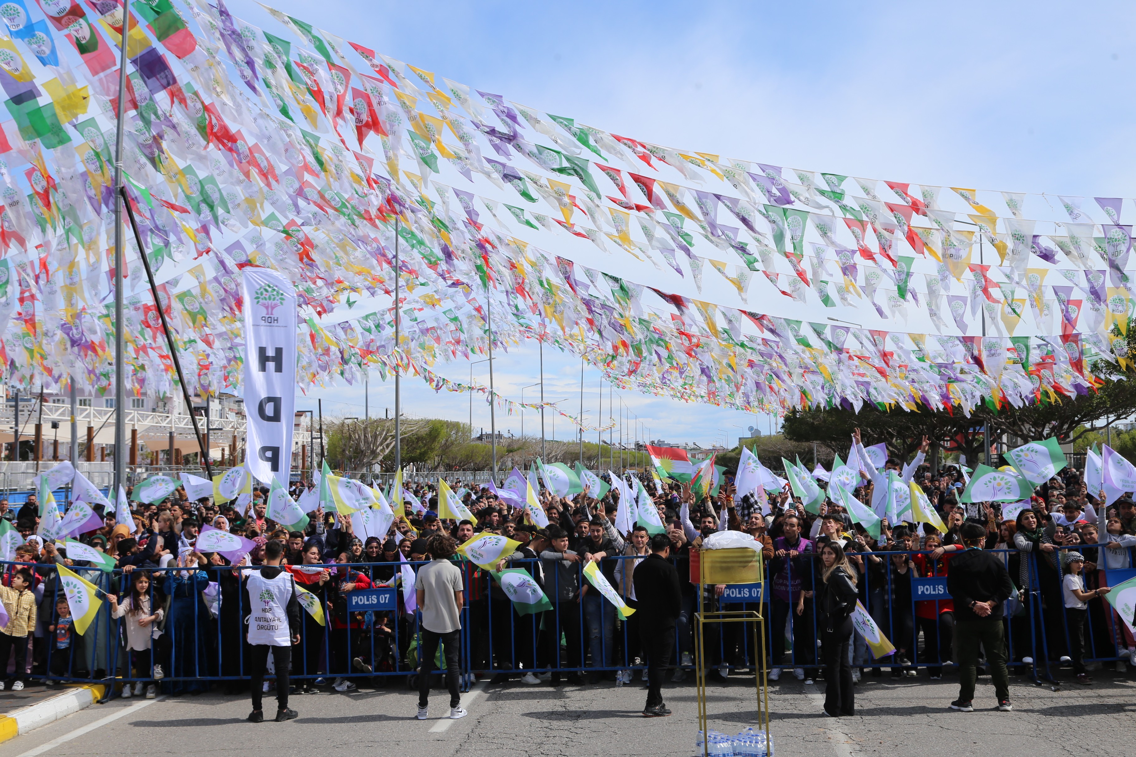 Antalya'da Newroz