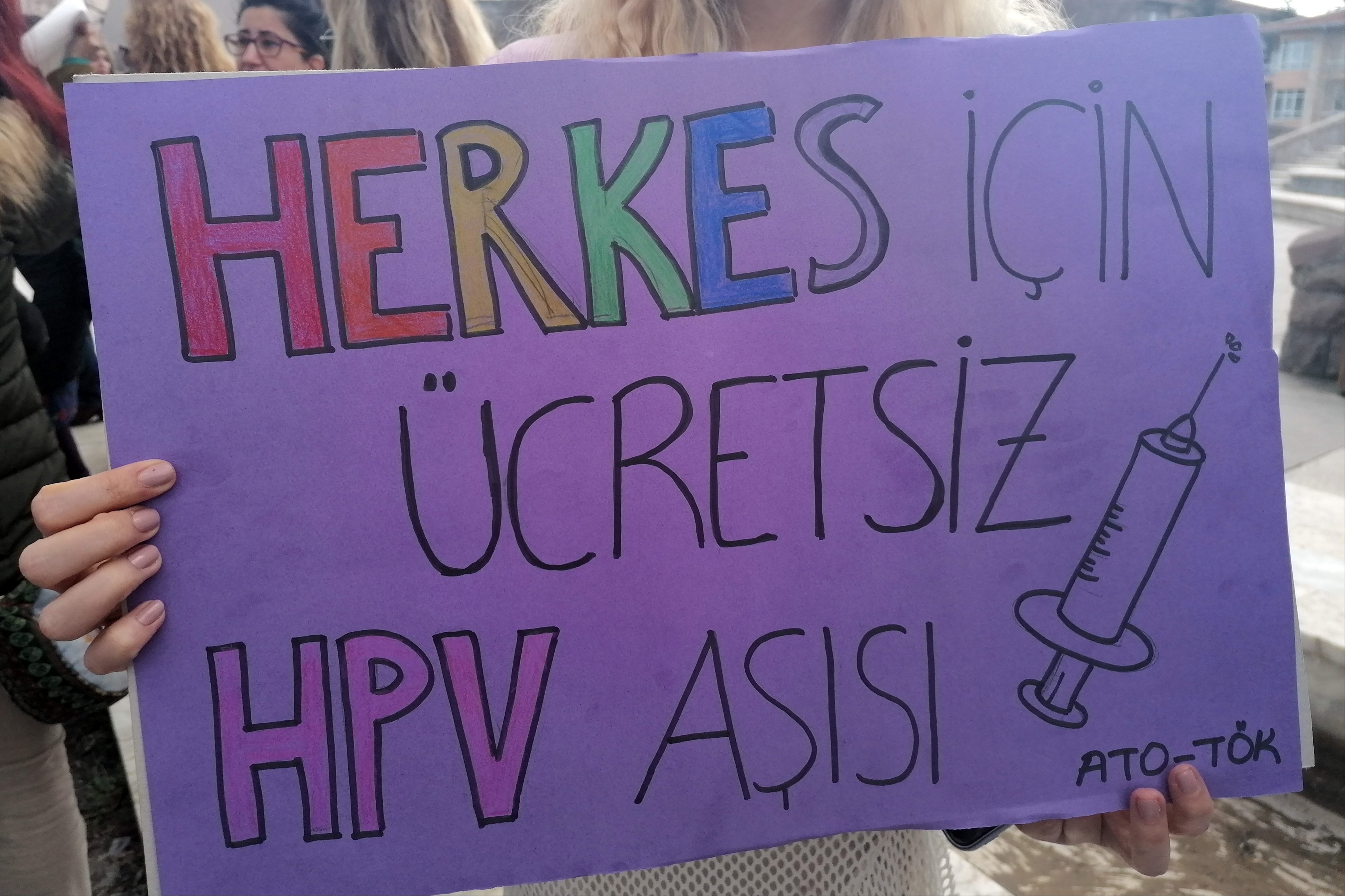 Ücretsiz olacak denilen HPV aşısına zam yapıldı